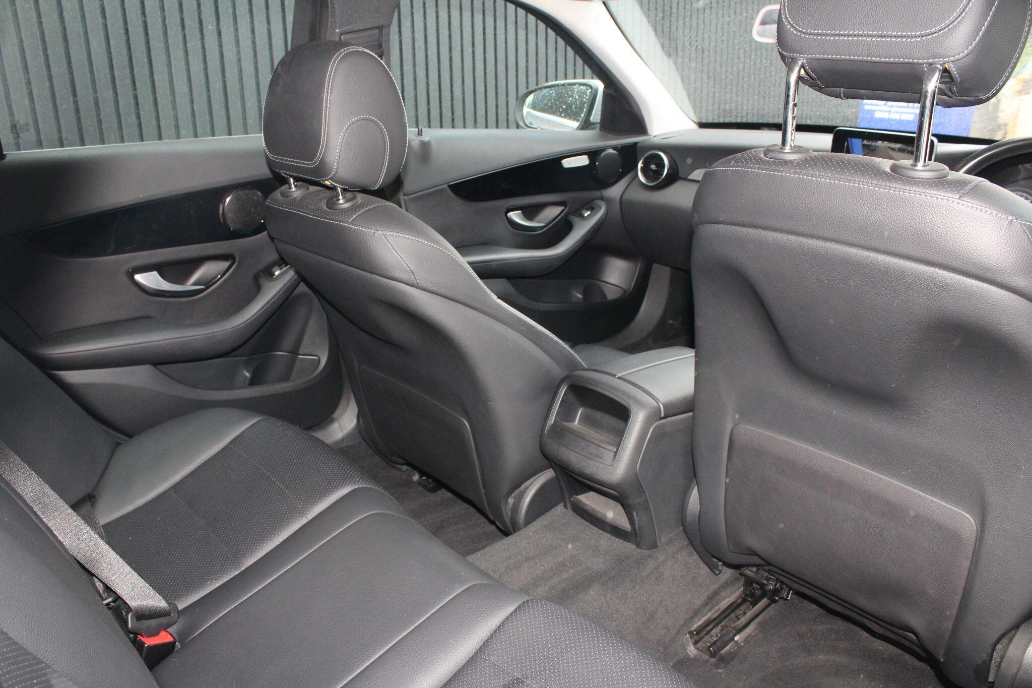 Mercedes-Benz C Class 2.1 C220d SE Executive Edition Euro 6 (s/s) 5dr 5dr Manual 2026