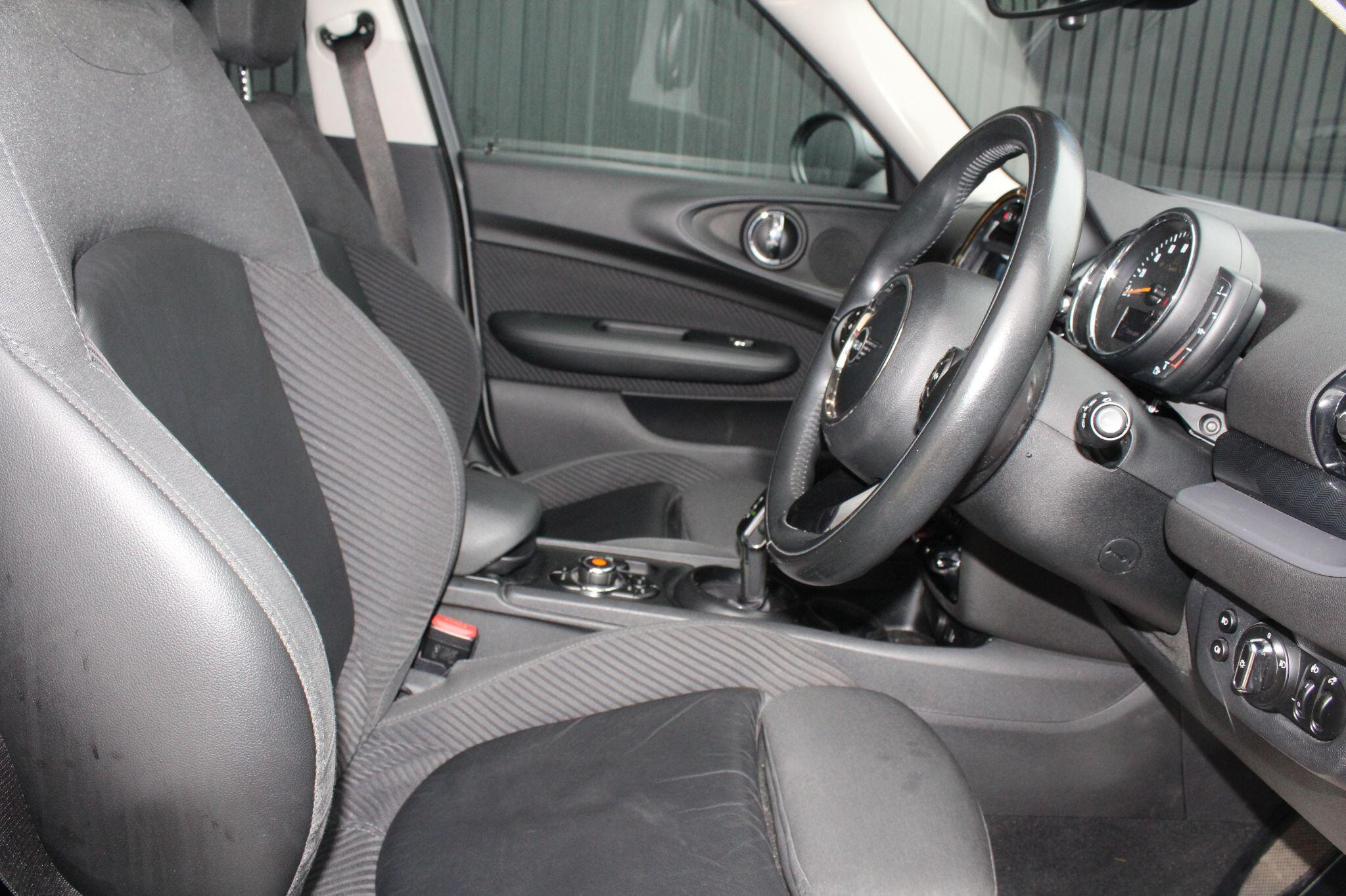 MINI Clubman 1.5 Cooper Steptronic Euro 6 (s/s) 6dr 6dr Automatic 2026