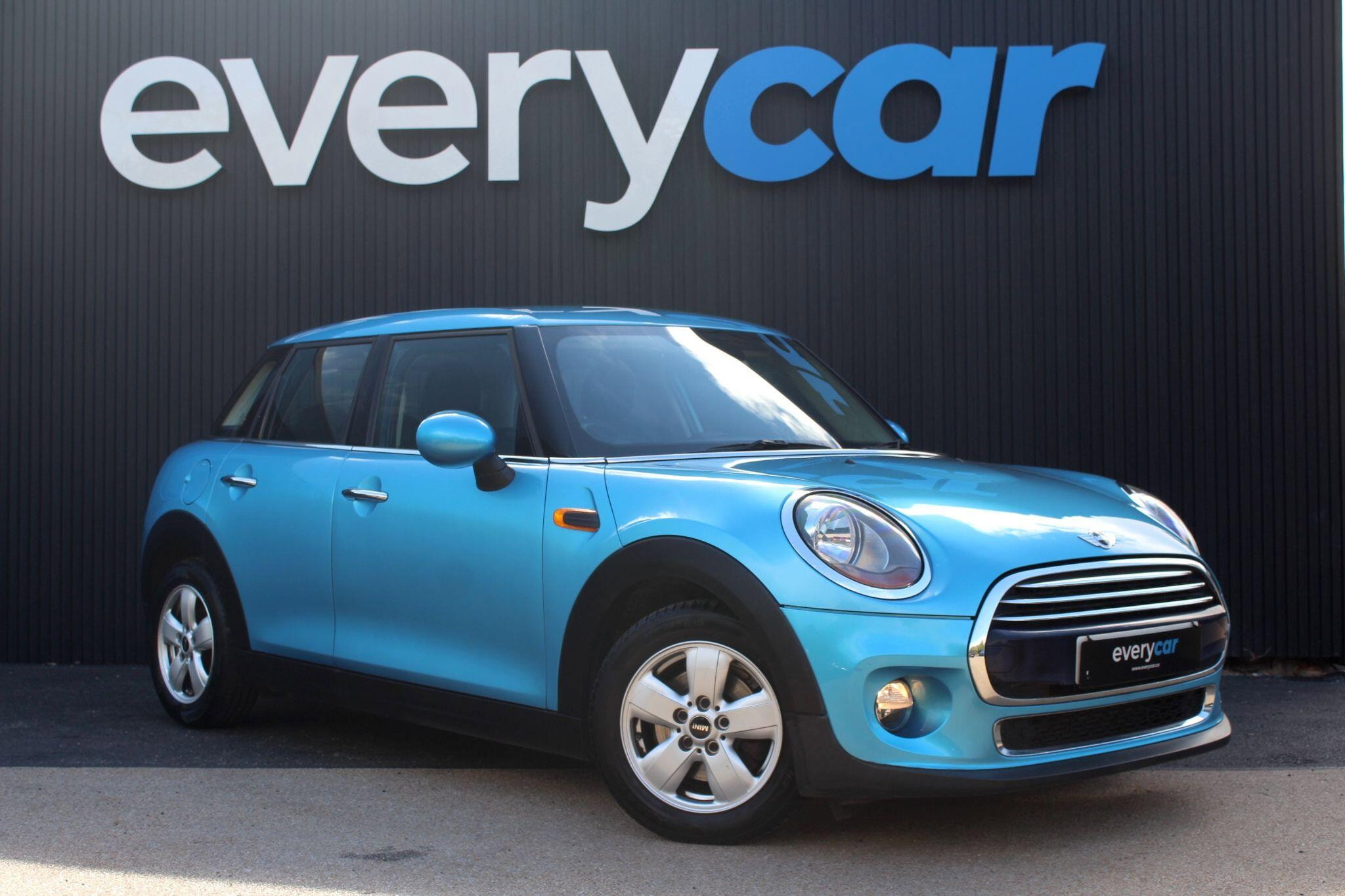 2014 Mini Hatch — photo 1 of 5