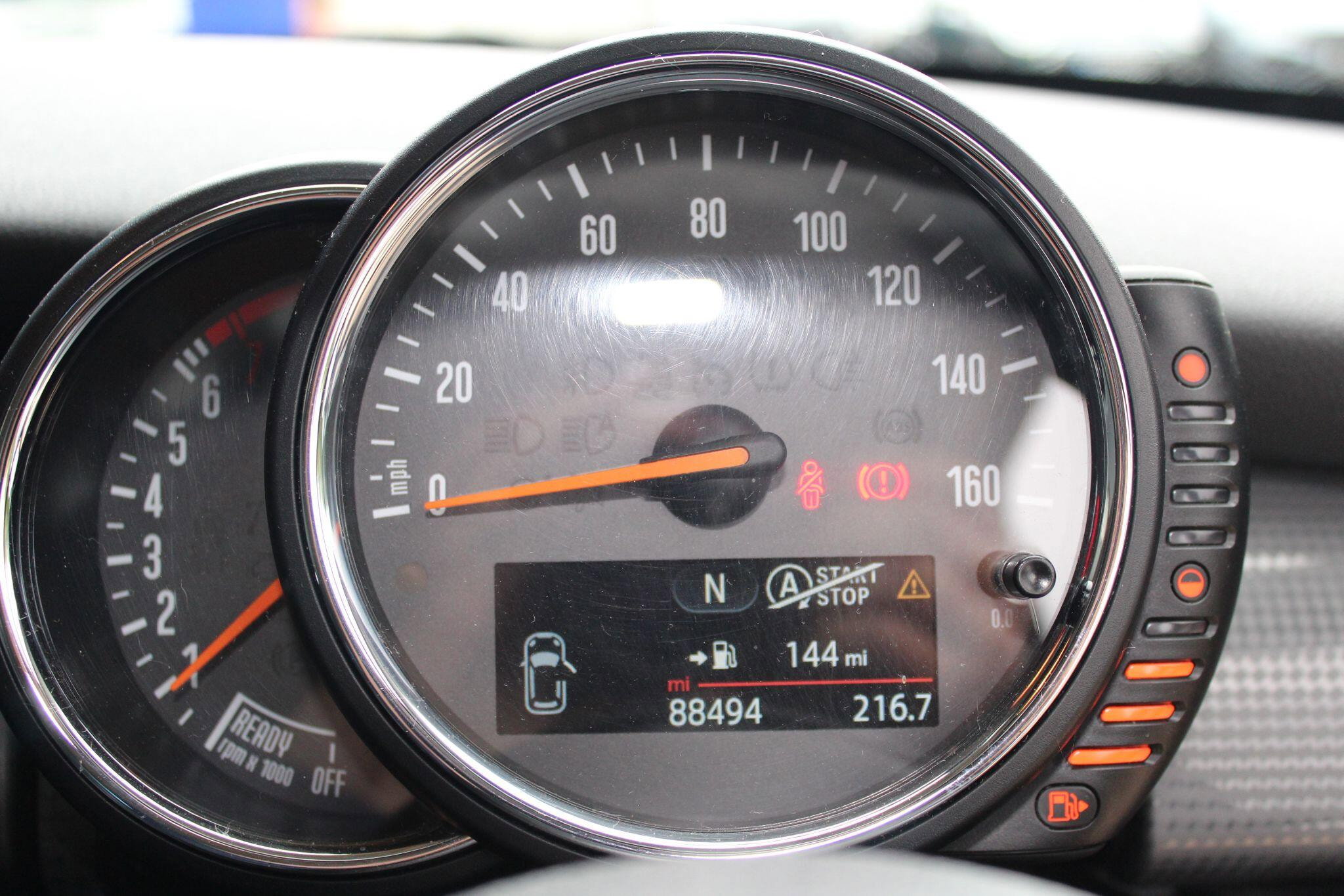 MINI Hatch 1.5 Cooper Euro 6 (s/s) 3dr 3dr Manual 2026