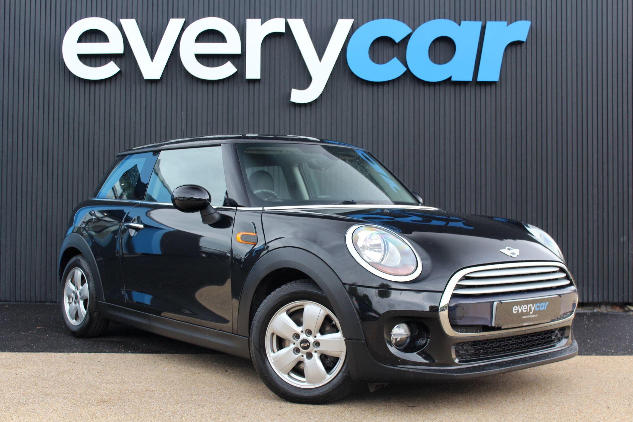 MINI Hatch 1.5 Cooper Euro 6 (s/s) 3dr 3dr Manual 2026