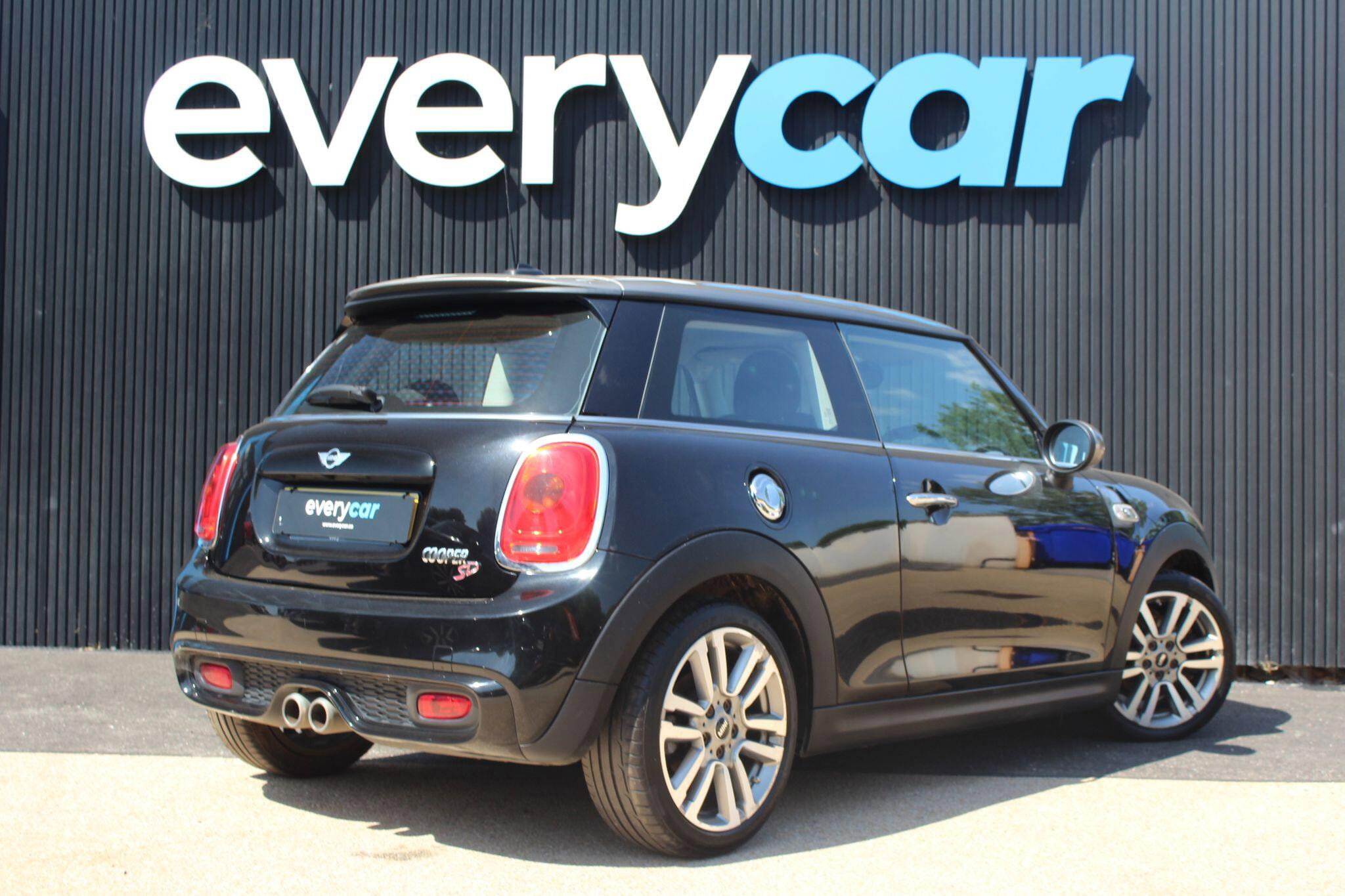 MINI Hatch 2.0 Cooper SD Seven Euro 6 (s/s) 3dr 3dr Manual 2026