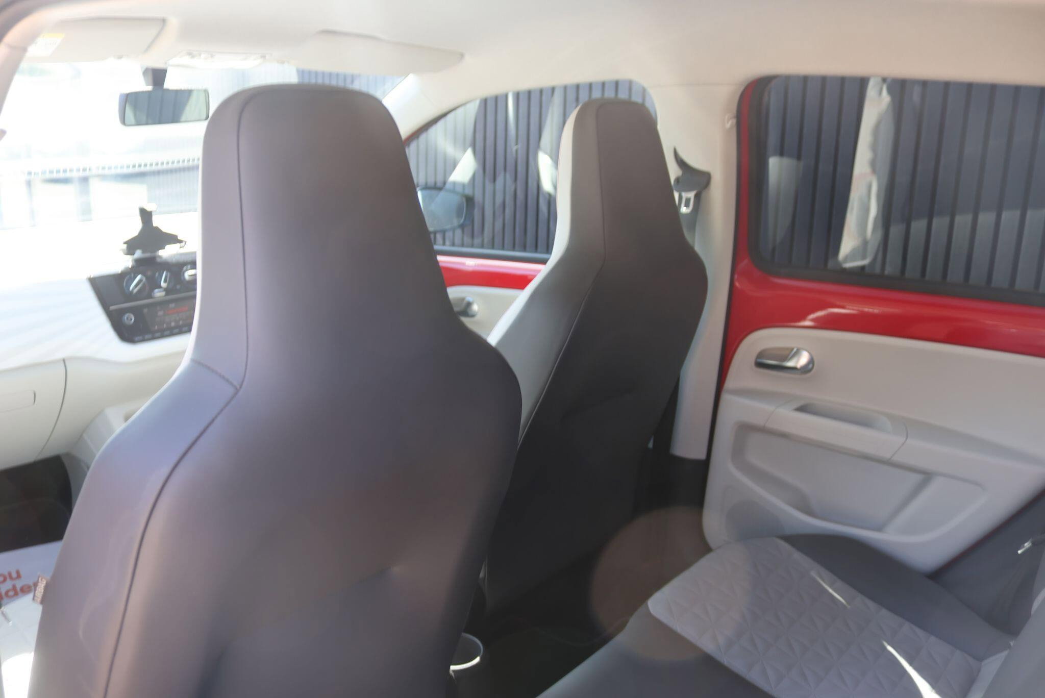 Volkswagen up! 1.0 up! beats Euro 6 5dr 5dr Manual 2026
