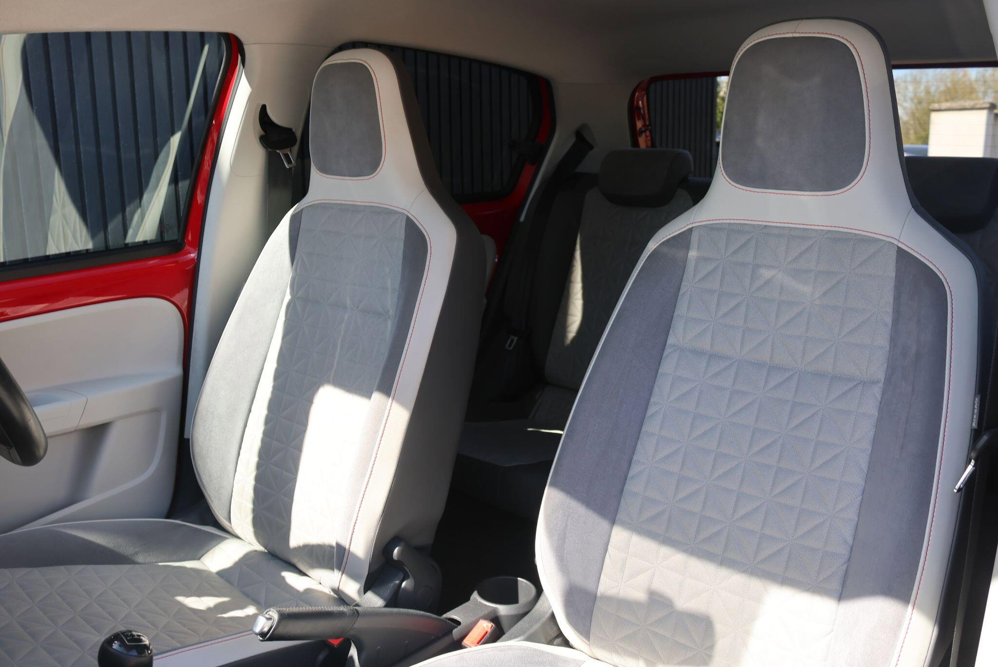 Volkswagen up! 1.0 up! beats Euro 6 5dr 5dr Manual 2026