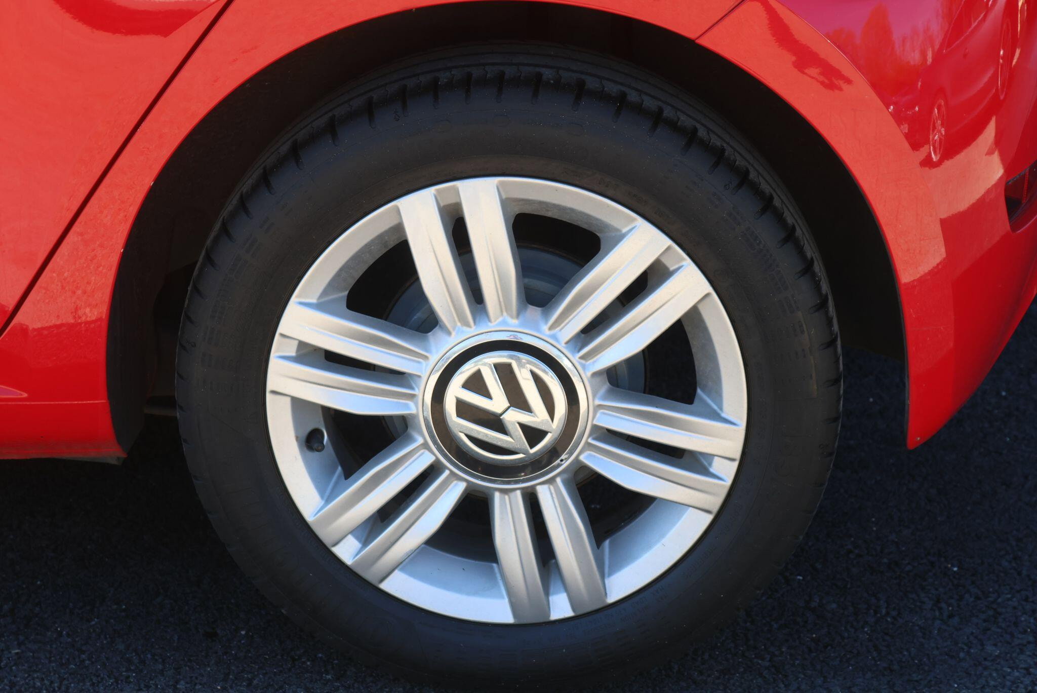 Volkswagen up! 1.0 up! beats Euro 6 5dr 5dr Manual 2026