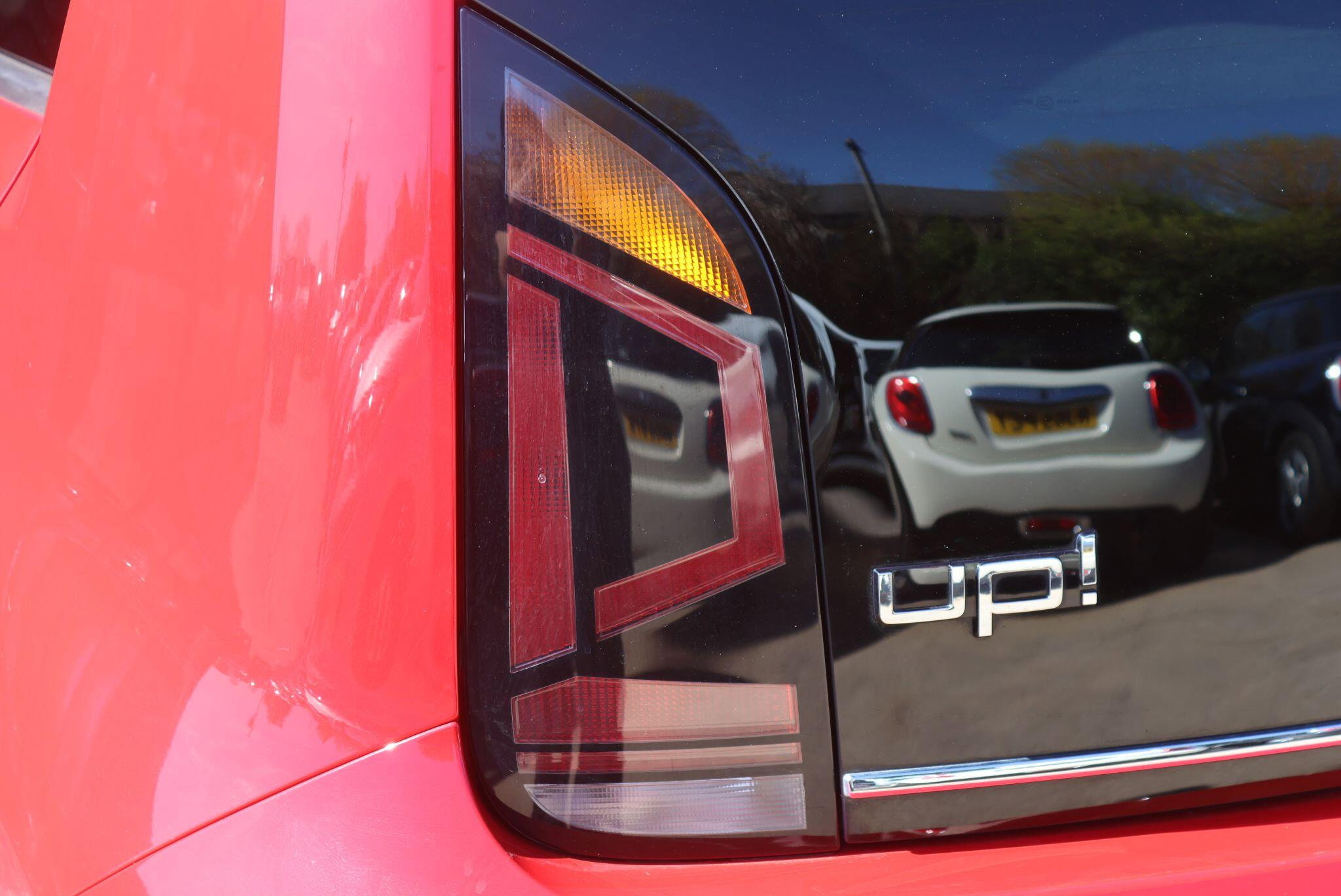 Volkswagen up! 1.0 up! beats Euro 6 5dr 5dr Manual 2026