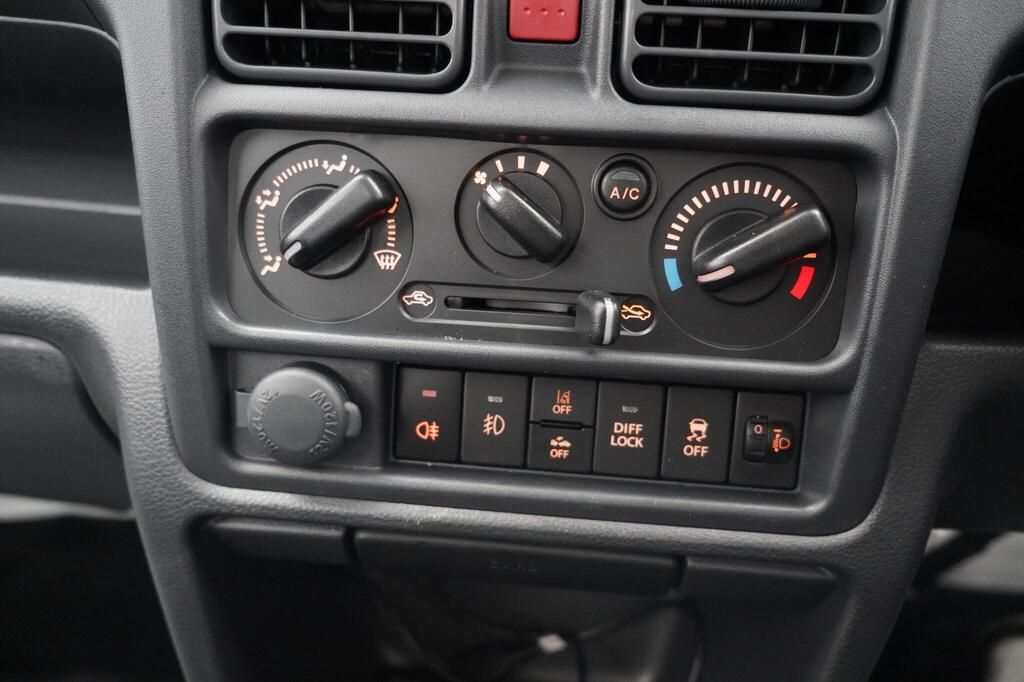Suzuki Carry 4 Wheel Drive Pick Up 2dr Automatic 2026