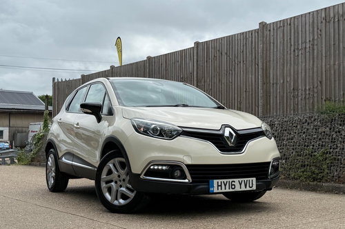 2016 RENAULT CAPTUR 1.5 DCI ENERGY DYNAMIQUE NAV EURO 6 S S 5DR HY16YVU 37,000... photo