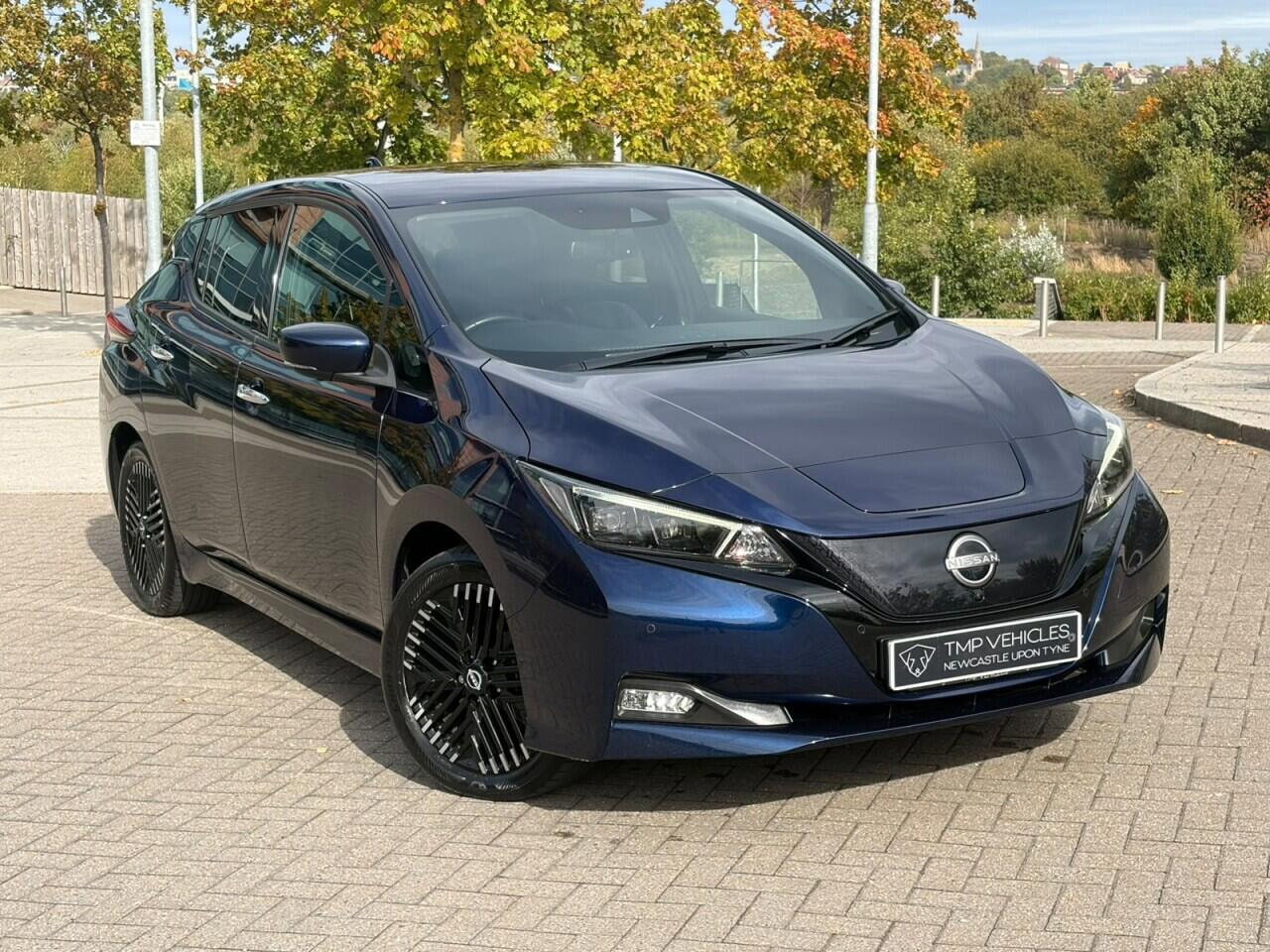 2023 NISSAN LEAF