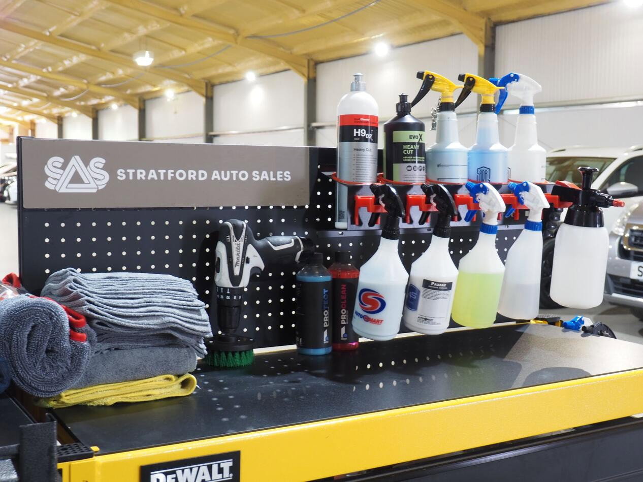 About Stratford Auto Sales LTD