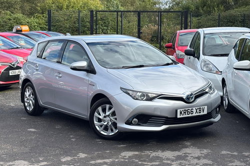 2016 Toyota Auris