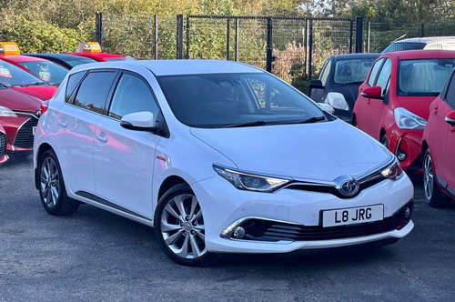 2016 Toyota Auris