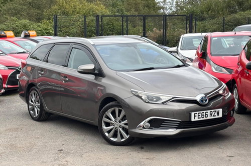 2016 Toyota Auris