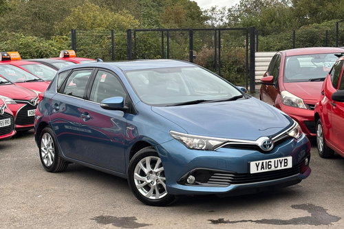 2016 Toyota Auris