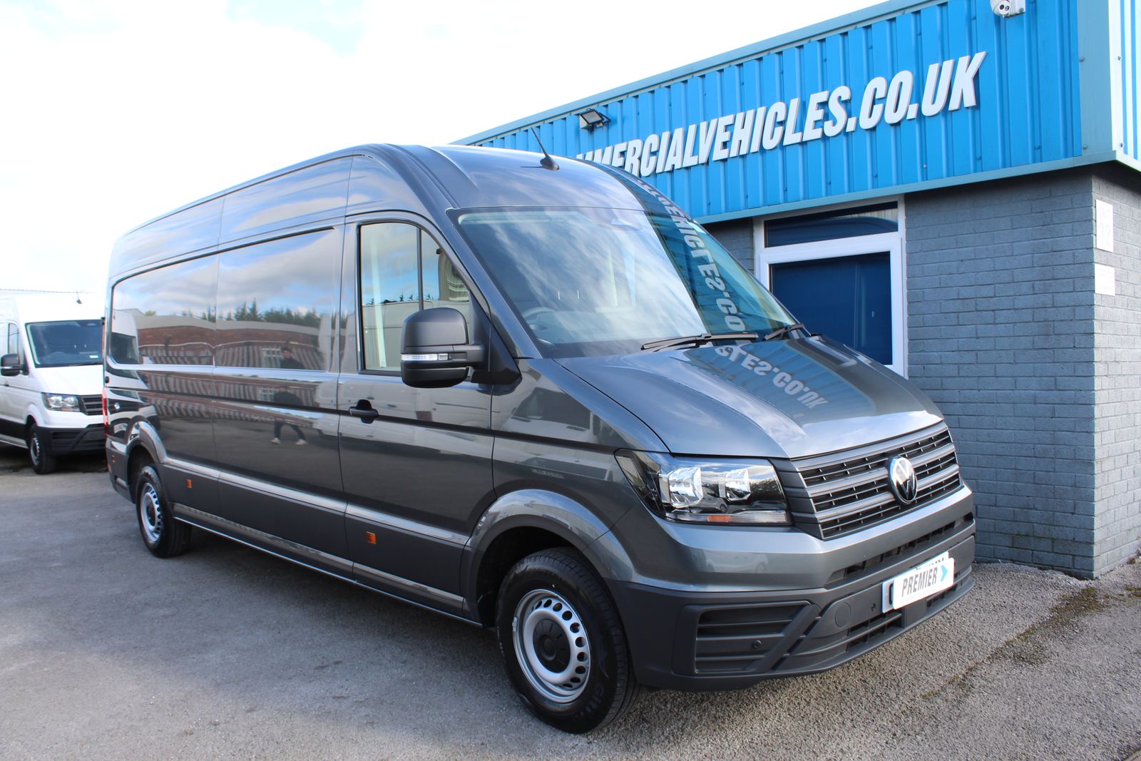 Volkswagen Crafter 2.0 TDI CR35 Commerce Plus Panel Van 5dr Diesel Manual FWD LWB High Roof Euro 6 (s/s) (140 ps) 5dr Manual 2026