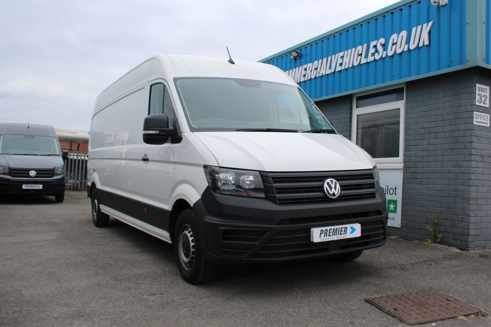 Volkswagen Crafter CR35 LWB 140ps Diesel Commerce Plus Manual 5dr Manual 2026