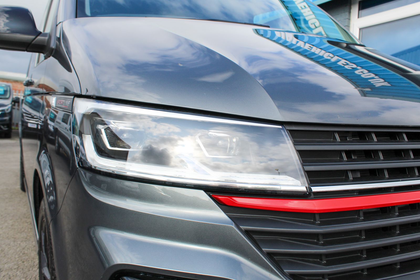 Volkswagen Transporter 2.0 BiTDI T32 Sportline Crew Van 5dr Diesel DSG FWD Euro 6 (s/s) (204 ps) 5dr Automatic 2026