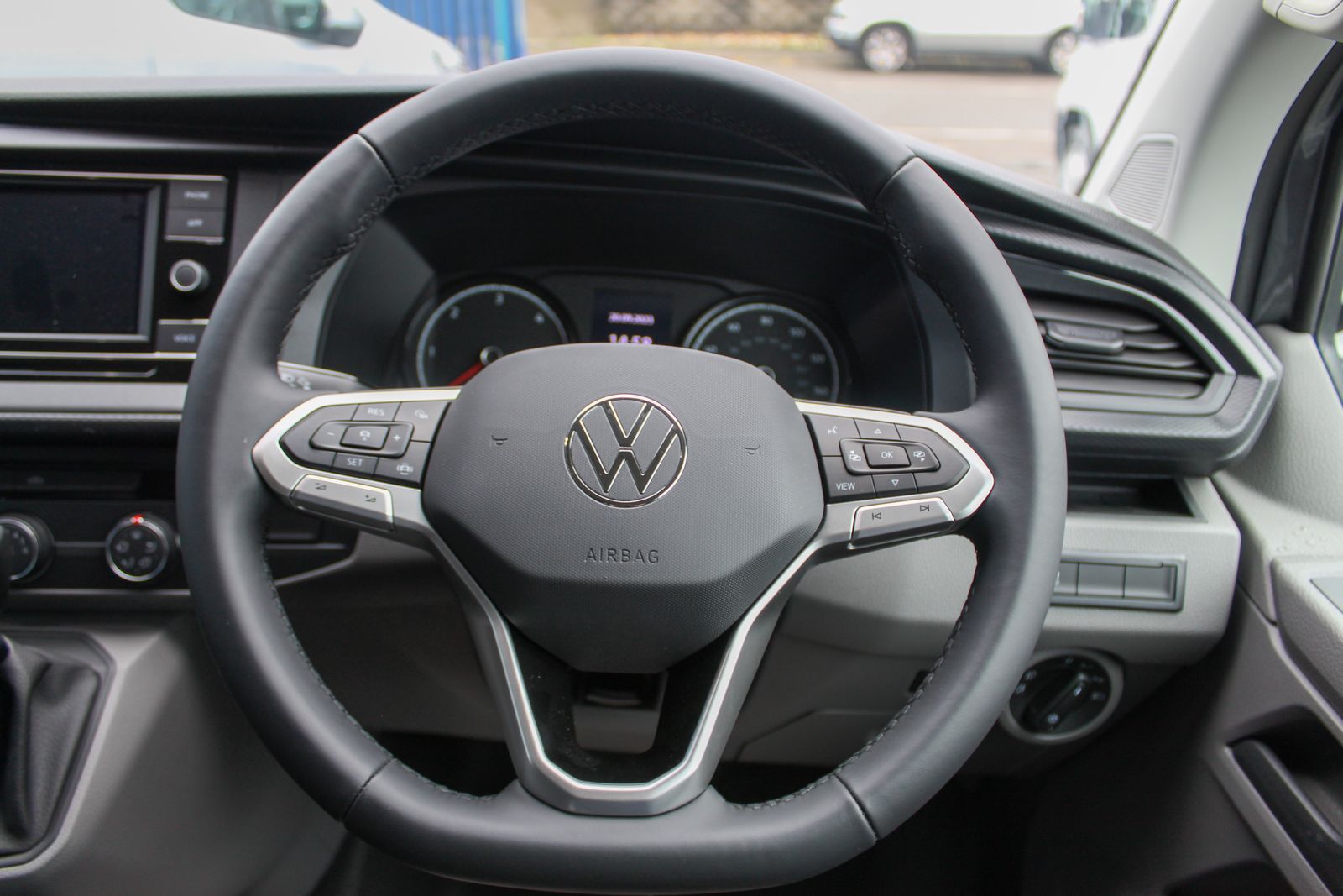Volkswagen Transporter 2.0 TDI T30 Highline Panel Van 5dr Diesel DSG FWD LWB Euro 6 (s/s) (150 ps) 5dr Automatic 2026