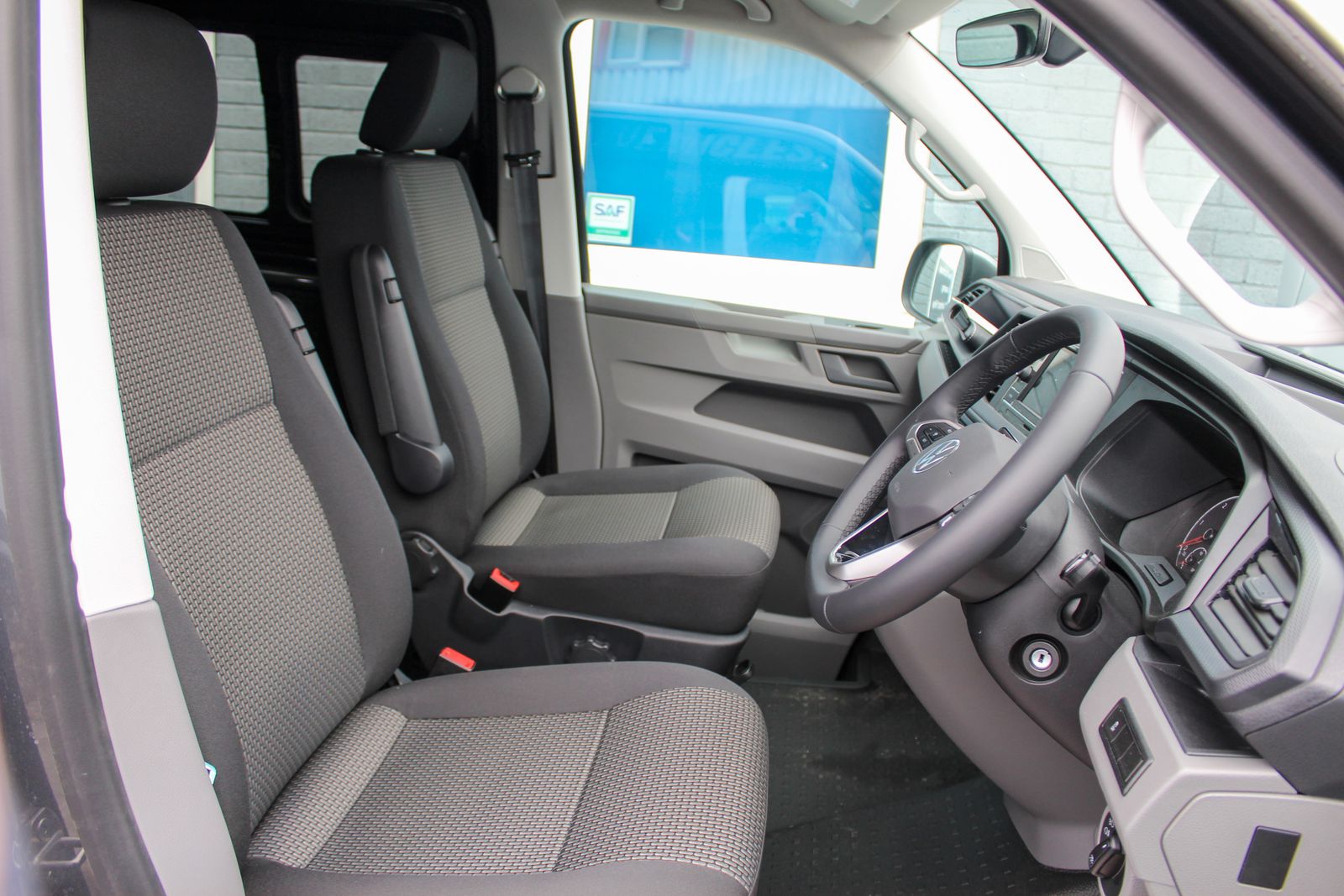 Volkswagen Transporter 2.0 TDI T30 Highline Panel Van 5dr Diesel DSG FWD LWB Euro 6 (s/s) (150 ps) 5dr Automatic 2026