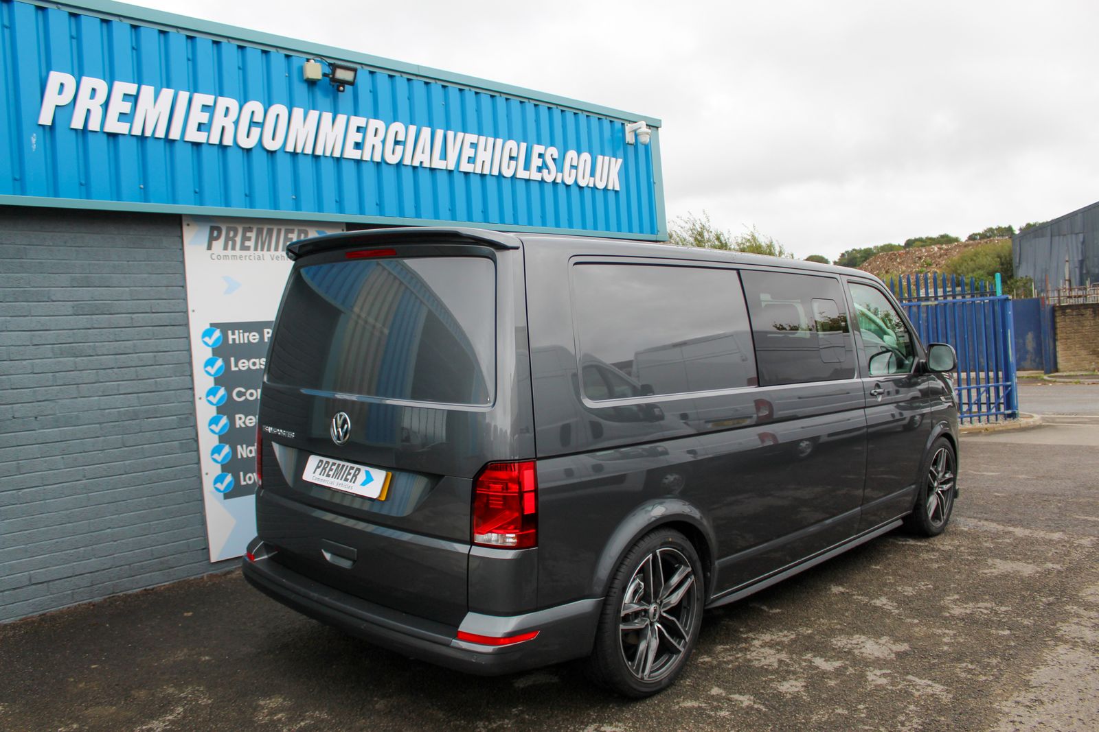 Volkswagen Transporter 2.0 TDI T30 Highline Panel Van 5dr Diesel DSG FWD LWB Euro 6 (s/s) (150 ps) 5dr Automatic 2026