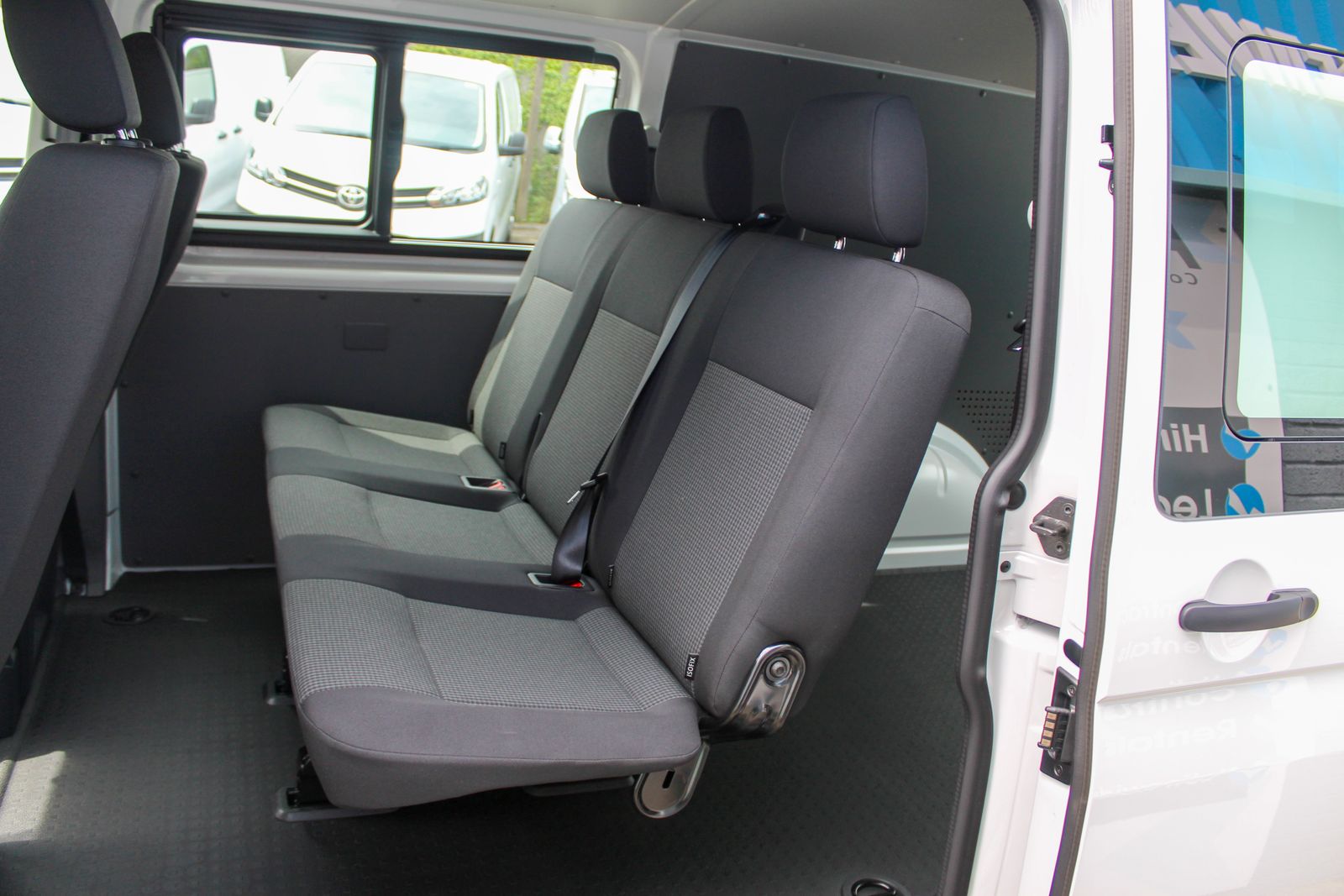 Volkswagen Transporter 2.0 TDI T32 Startline Business Crew Van 5dr Diesel DSG FWD LWB Euro 6 (s/s) (150 ps) 5dr Automatic 2026