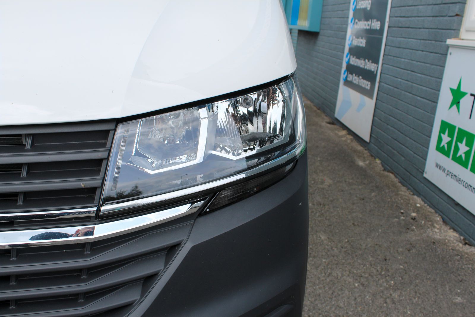 Volkswagen Transporter 2.0 TDI T32 Startline Business Panel Van 5dr Diesel Manual FWD LWB Euro 6 (s/s) (150 ps) 5dr Manual 2026