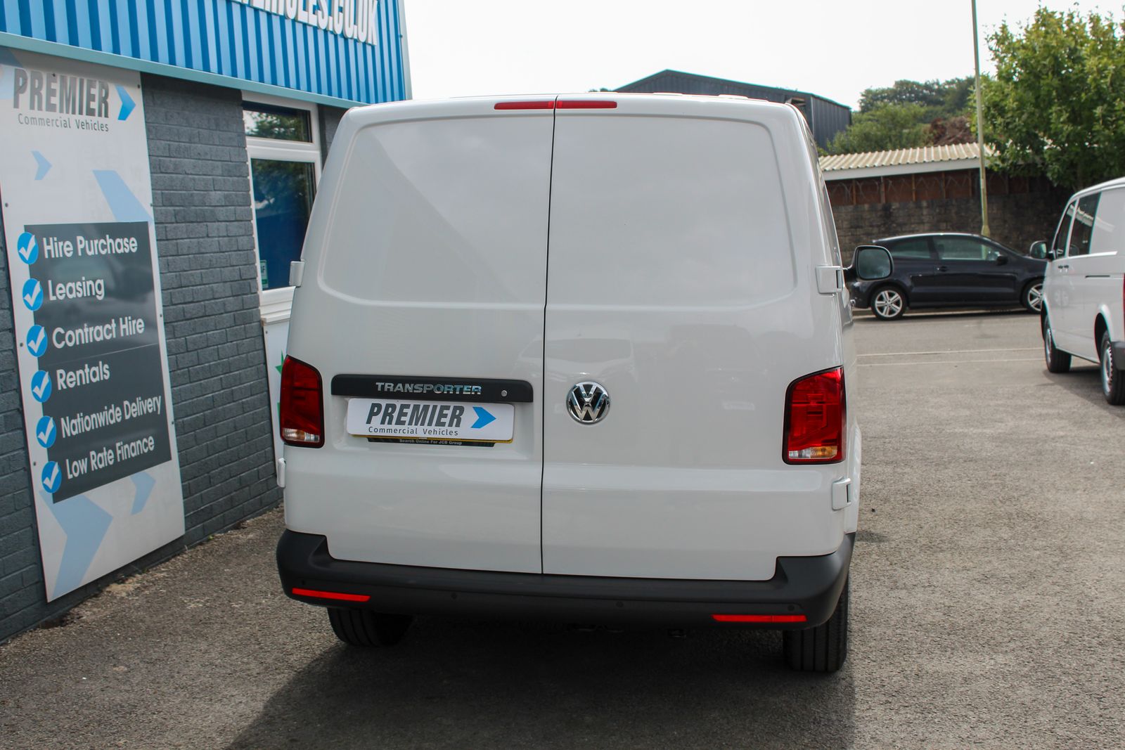 Volkswagen Transporter 2.0 TDI T32 Startline Business Panel Van 5dr Diesel Manual FWD LWB Euro 6 (s/s) (150 ps) 5dr Manual 2026