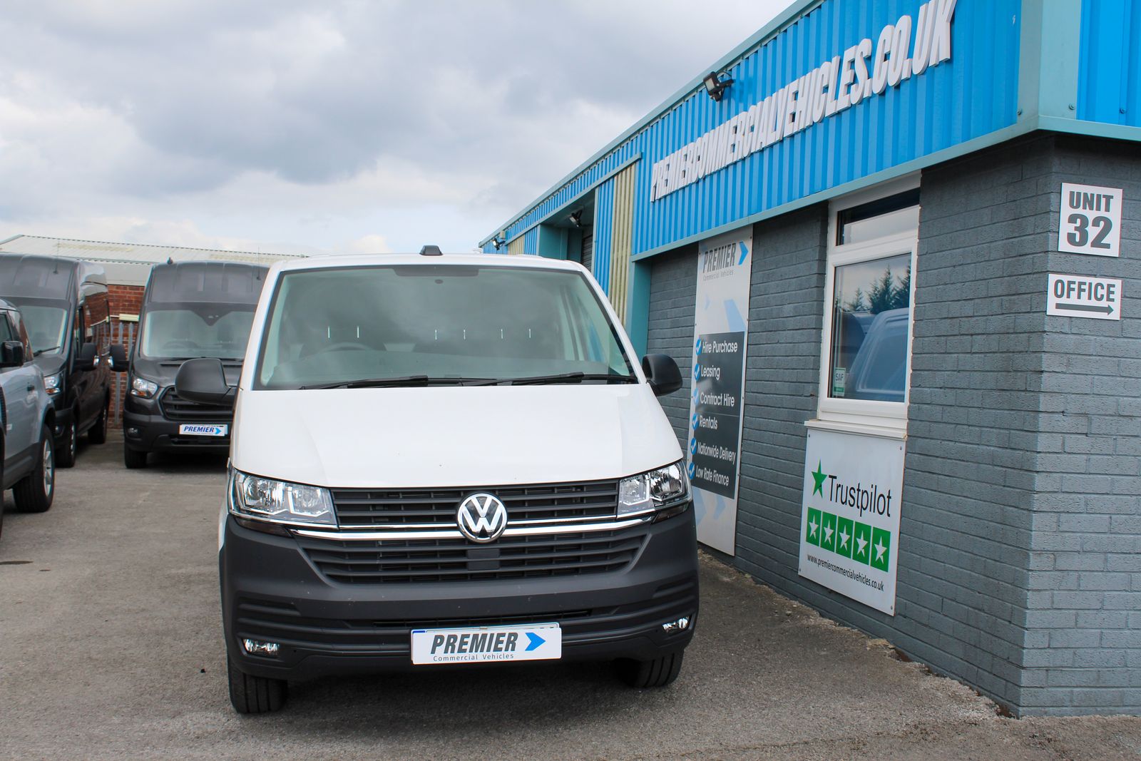 Volkswagen Transporter 2.0 TDI T32 Startline Business Panel Van 5dr Diesel Manual FWD LWB Euro 6 (s/s) (150 ps) 5dr Manual 2026