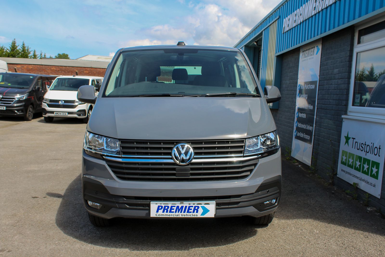 Volkswagen Transporter 2.0L T32 HighLine TDI Diesel Manual Euro 6 (148 bhp) 4dr Manual 2026