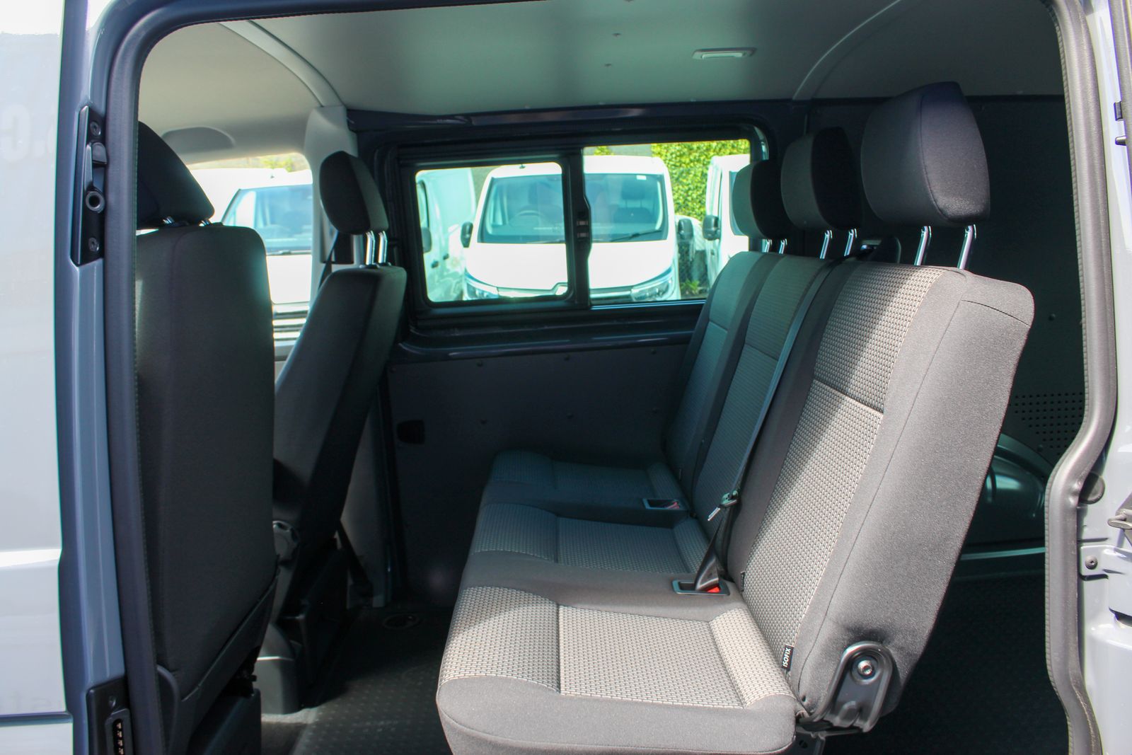 Volkswagen Transporter 2.0L T32 HighLine TDI Diesel Manual Euro 6 (148 bhp) 4dr Manual 2026