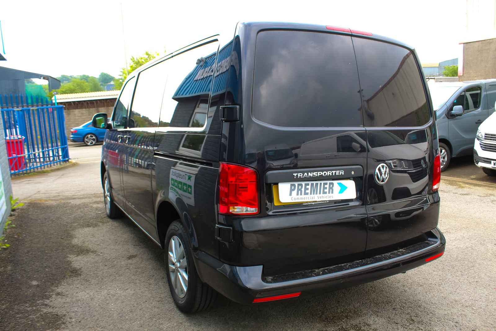 Volkswagen Transporter T28 Panel van Highline SWB 150PS 2.0 TDI 6SP 5dr Manual 2026