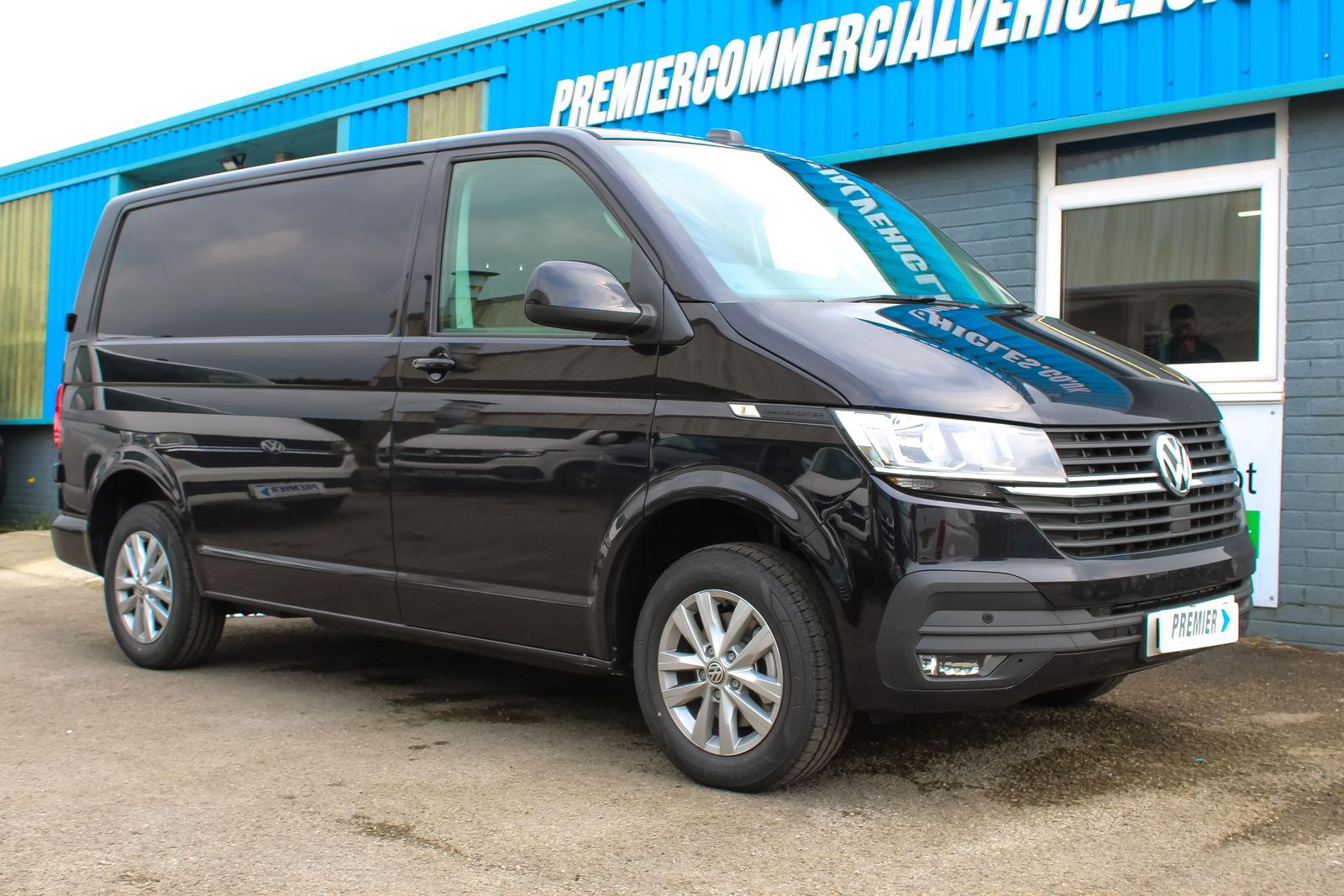 Volkswagen Transporter T28 Panel van Highline SWB 150PS 2.0 TDI 6SP 5dr Manual 2026
