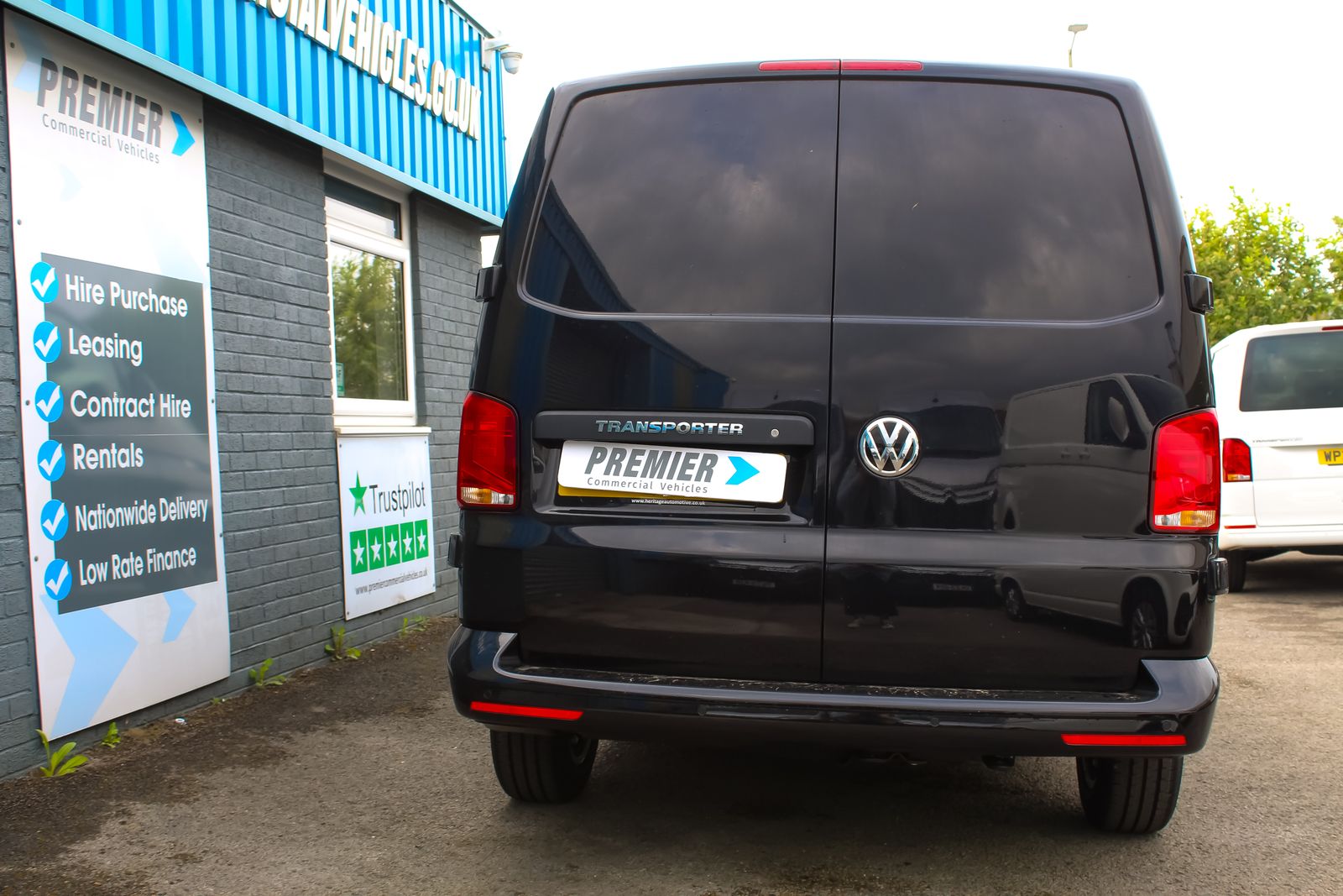 Volkswagen Transporter T28 Panel van Highline SWB 150PS 2.0 TDI 6SP 5dr Manual 2026