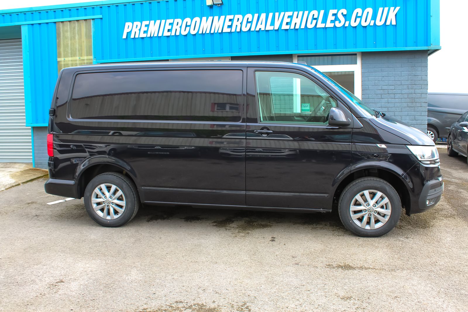 Volkswagen Transporter T28 Panel van Highline SWB 150PS 2.0 TDI 6SP 5dr Manual 2026