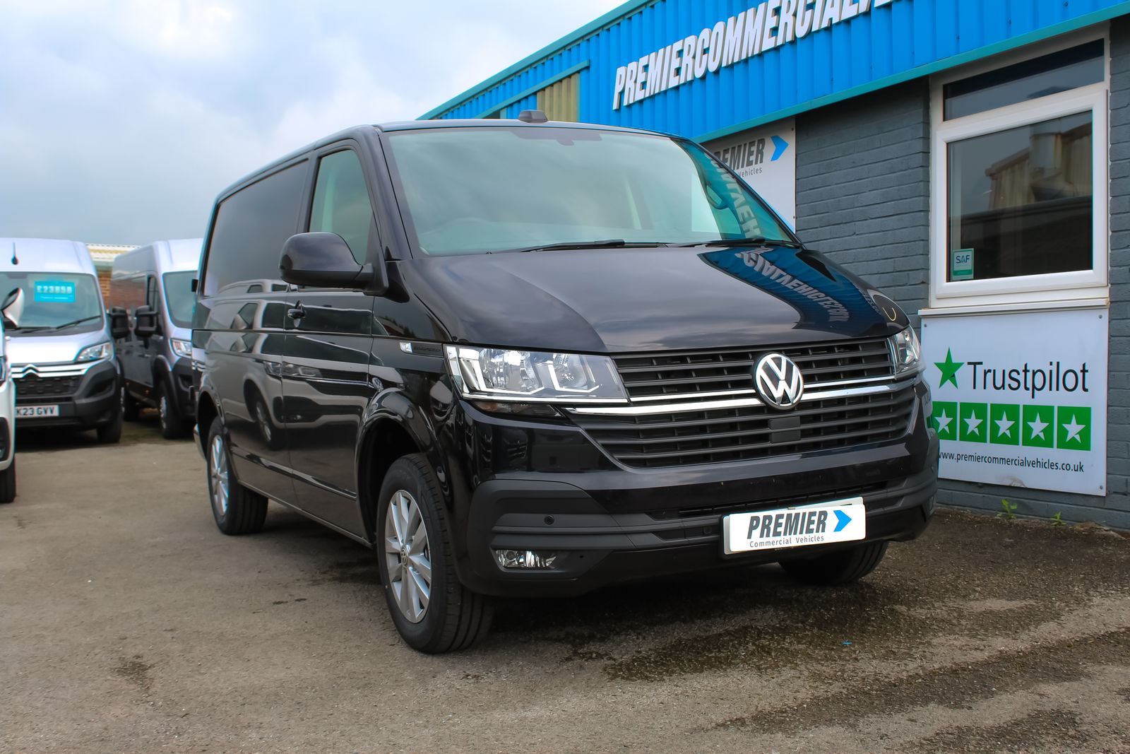 Volkswagen Transporter T28 Panel van Highline SWB 150PS 2.0 TDI 6SP 5dr Manual 2026