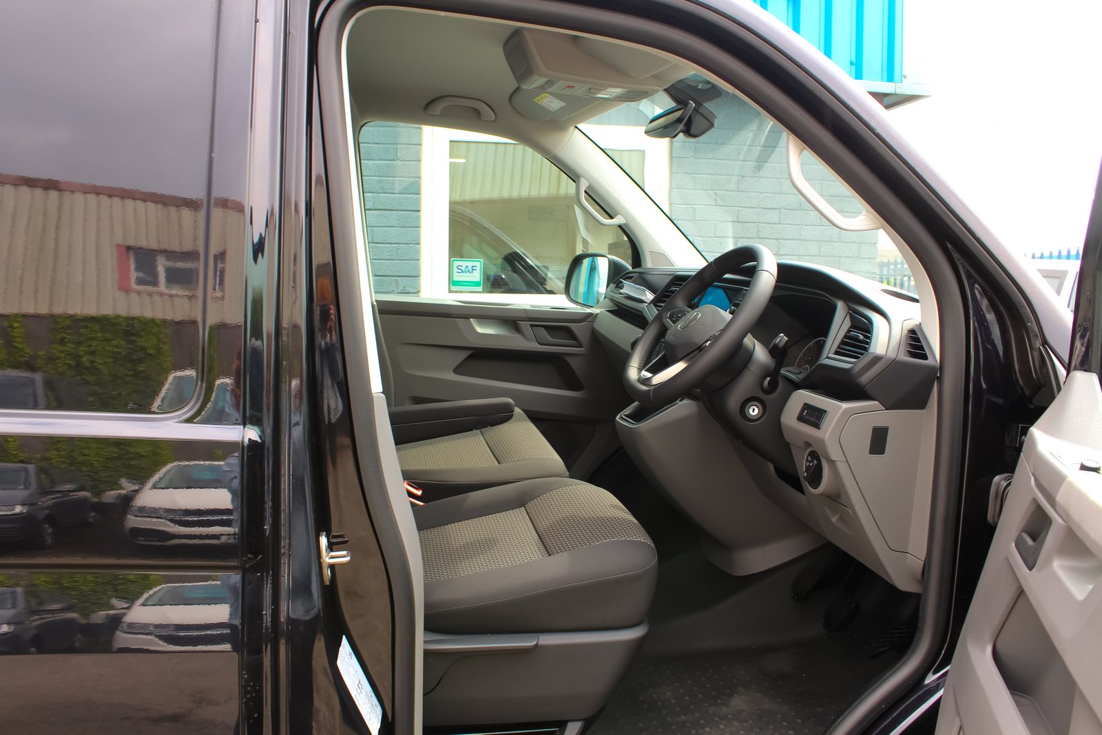 Volkswagen Transporter T28 Panel van Highline SWB 150PS 2.0 TDI 6SP 5dr Manual 2026