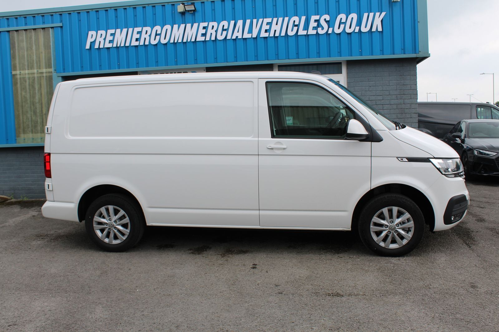 Volkswagen Transporter T28 Panel van Highline SWB 110PS 2.0 TDI 5SP 5dr Manual 2026