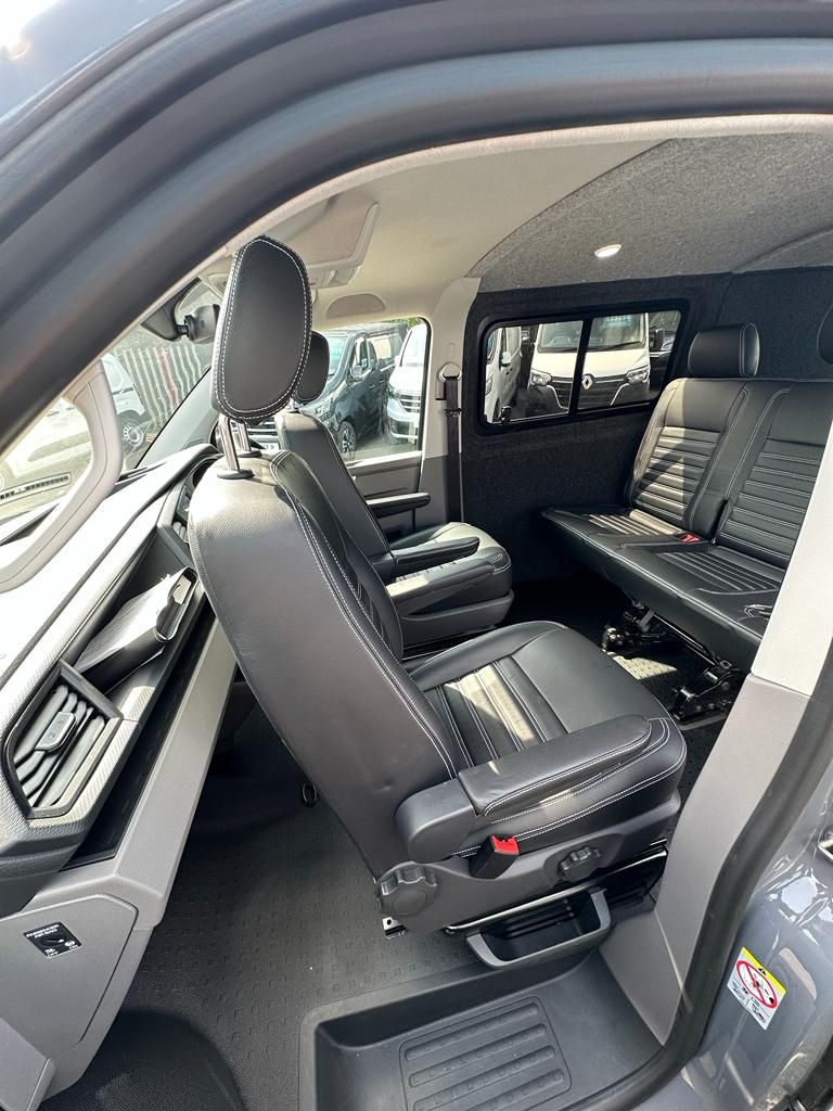 Volkswagen Transporter Transporter T30 Highline TDI S-A 5dr Automatic 2026