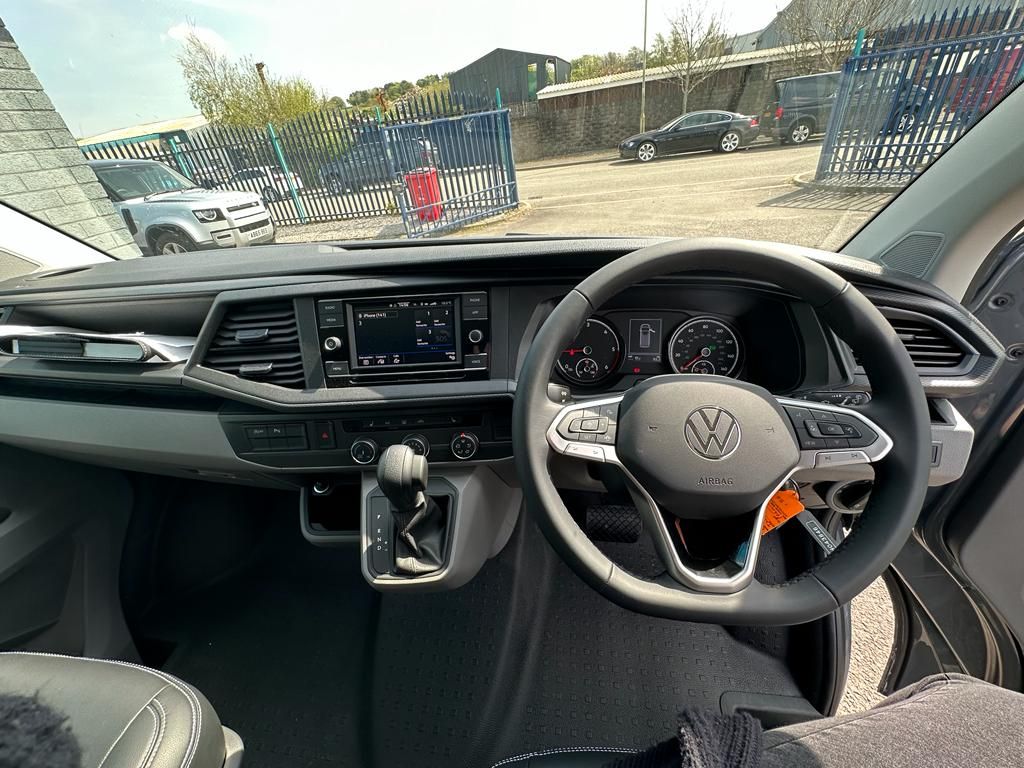 Volkswagen Transporter Transporter T30 Highline TDI S-A 5dr Automatic 2026