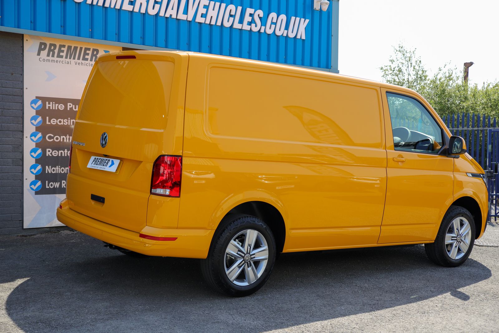 Volkswagen Transporter TRANSPORTER T32 HIGHLINE TDI 5dr Manual 2026
