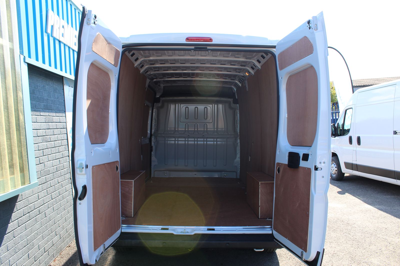 Citroen Relay 2.2 BlueHDi 35 Enterprise Edition Panel Van 5dr Diesel Manual L3 High Roof Euro 6 (s/s) (140 ps) 5dr Manual 2026