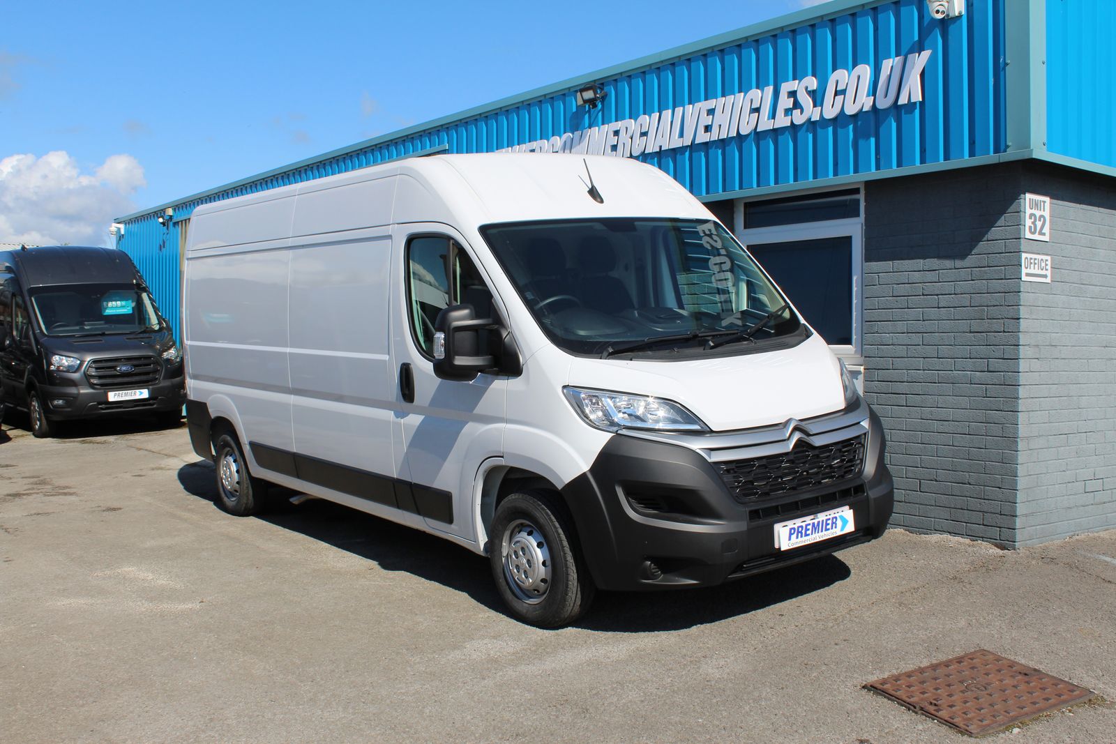 Citroen Relay 2.2 BlueHDi 35 Enterprise Edition Panel Van 5dr Diesel Manual L3 High Roof Euro 6 (s/s) (140 ps) 5dr Manual 2026