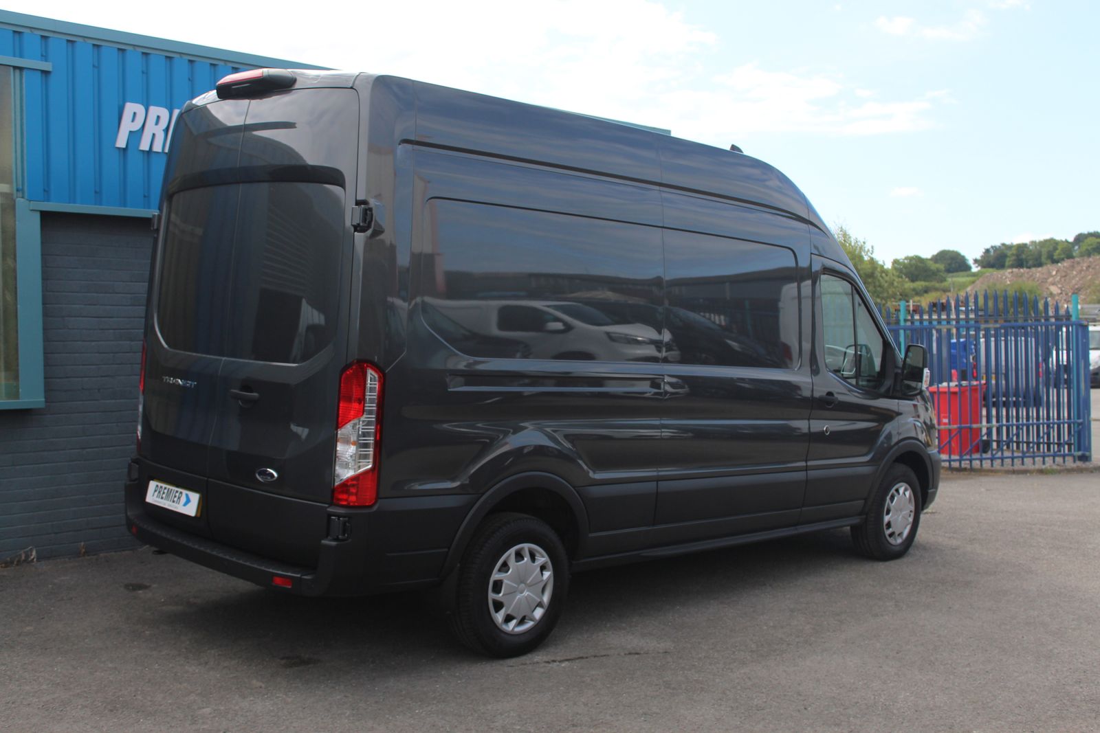 Ford Transit 2.0 350 EcoBlue Trend Panel Van 5dr Diesel Manual RWD L3 H3 Euro 6 (s/s) (130 ps) 5dr Manual 2026