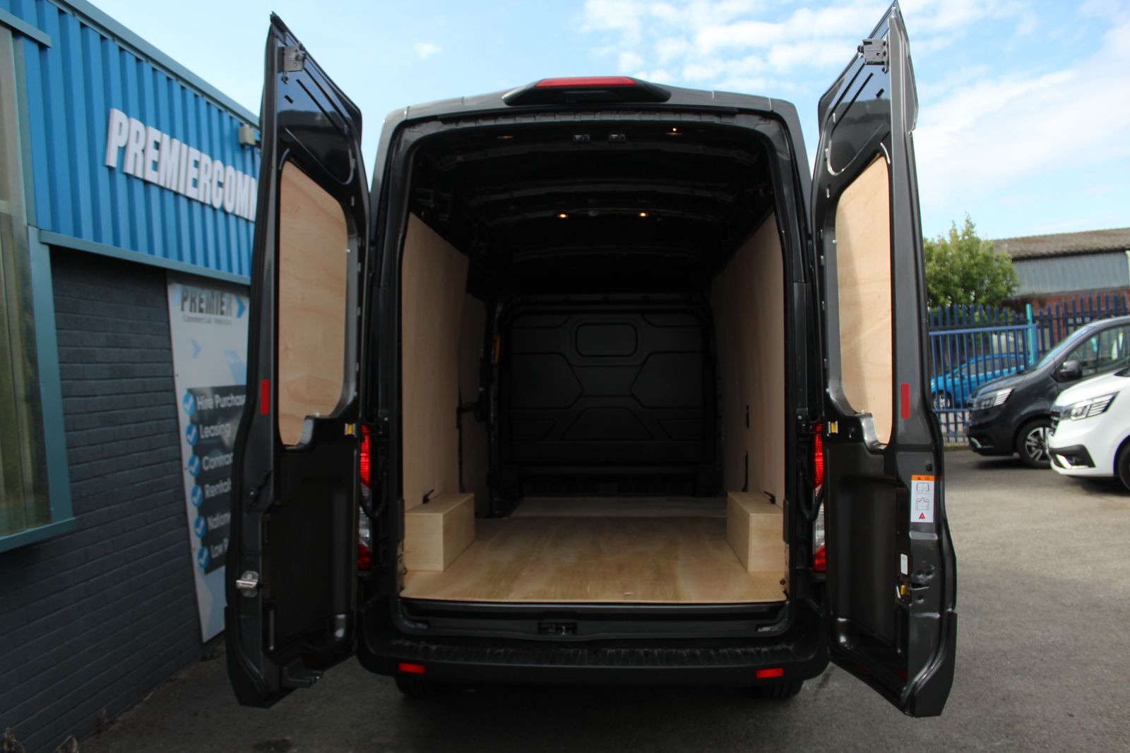 Ford Transit 2.0 350 EcoBlue Trend Panel Van 5dr Diesel Manual RWD L3 H3 Euro 6 (s/s) (130 ps) 5dr Manual 2026