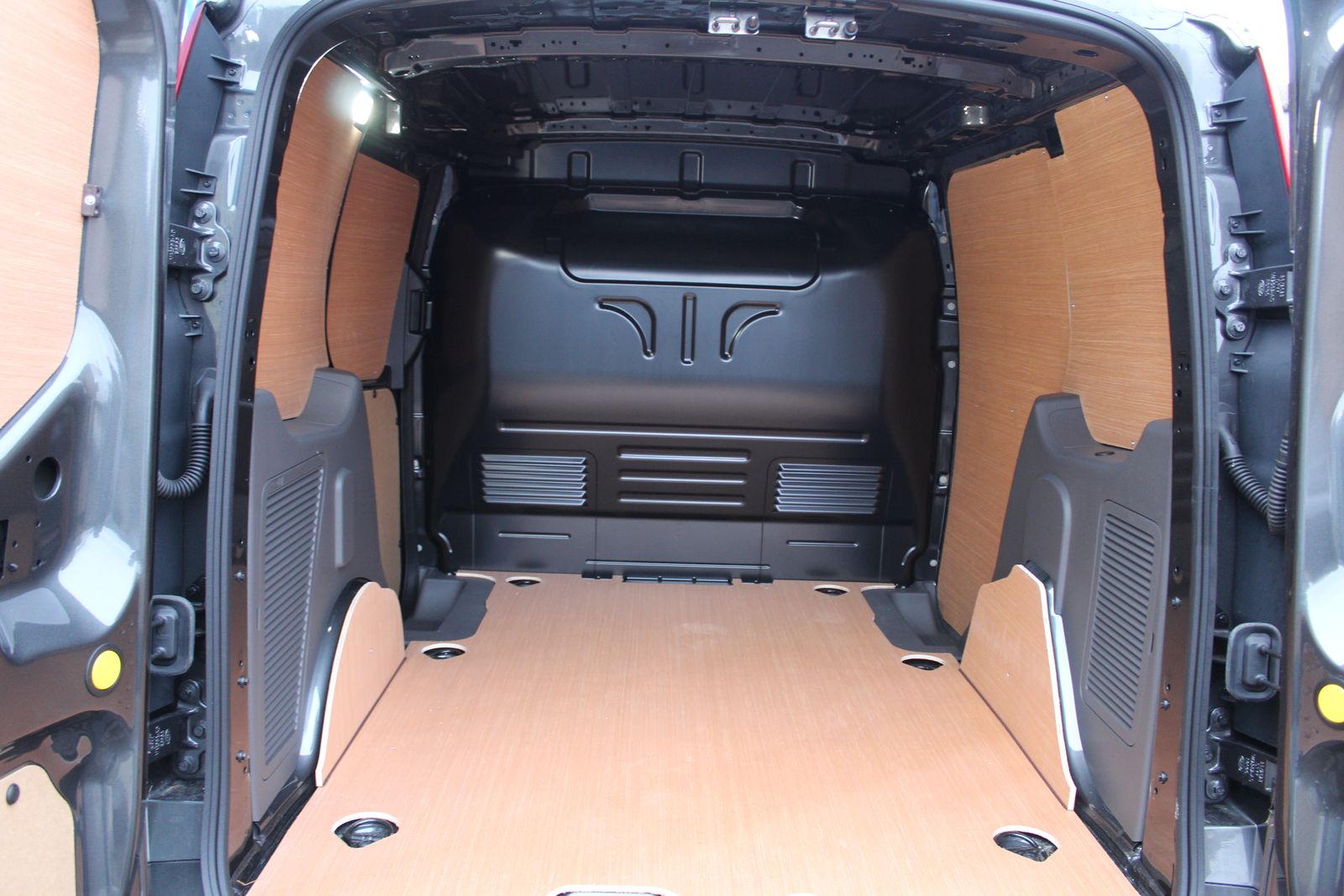 Ford Transit Connect 1.5L 240 Limited EcoBlue Diesel Manual Euro 6 (98 bhp) 0dr Manual 2026