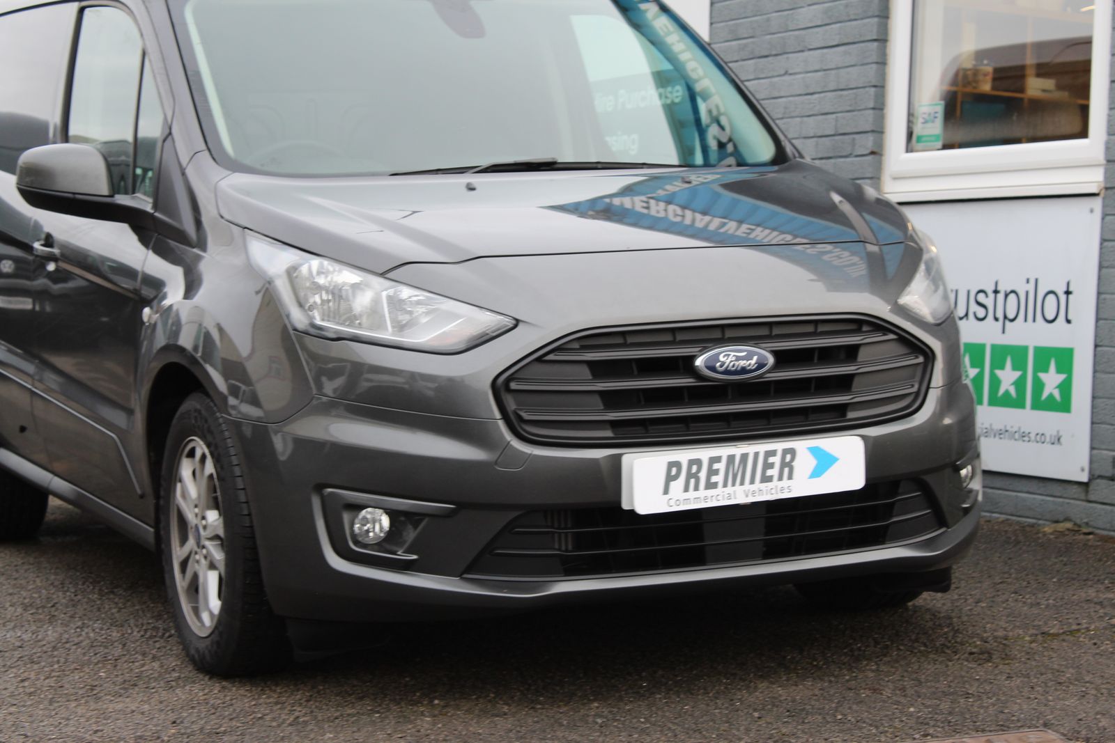 Ford Transit Connect 1.5L 240 Limited EcoBlue Diesel Manual Euro 6 (98 bhp) 0dr Manual 2026