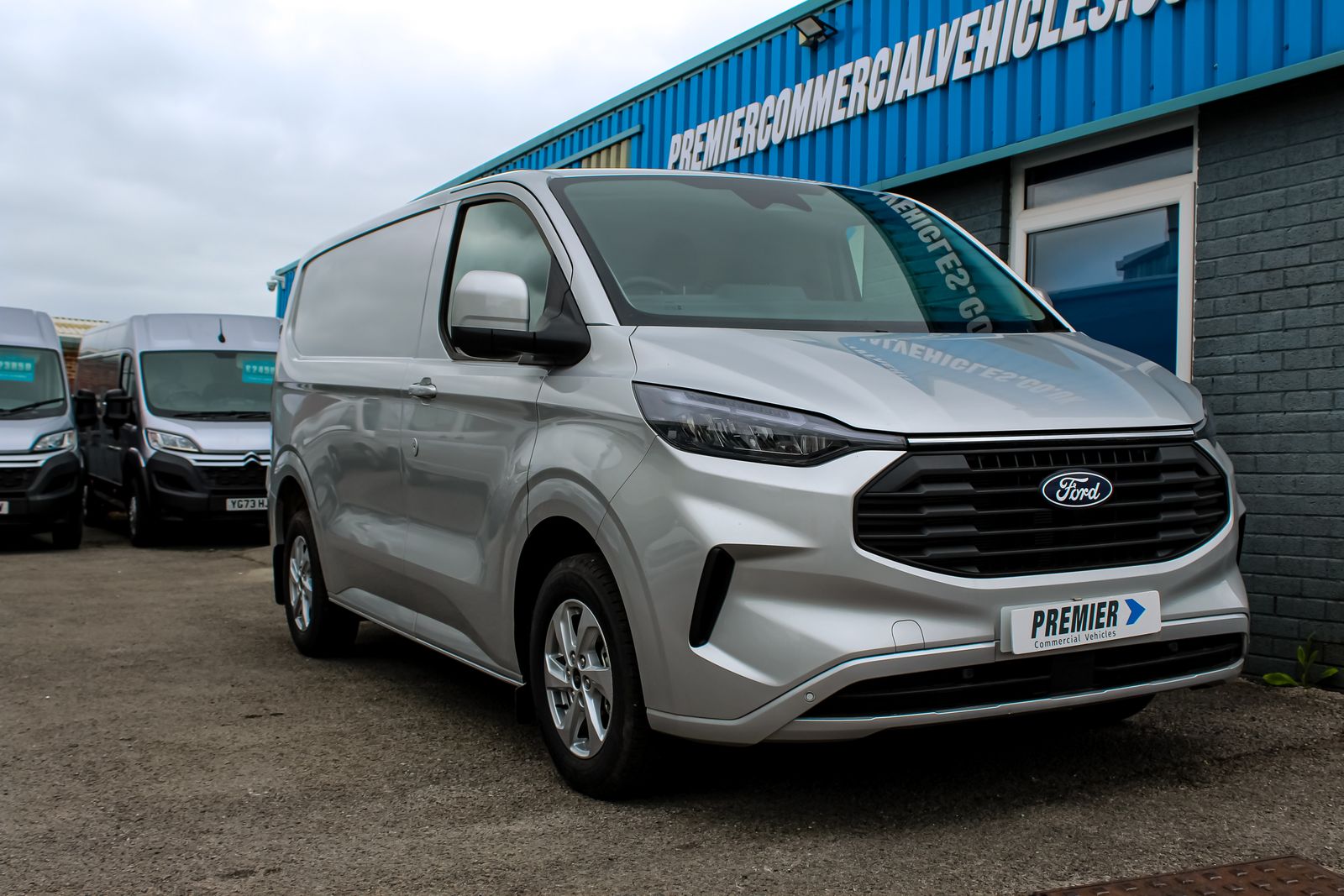 Ford Transit Custom 2.0 300 EcoBlue Limited Panel Van 5dr Diesel Manual L2 H1 Euro 6 (s/s) (150 ps) 5dr Manual 2026