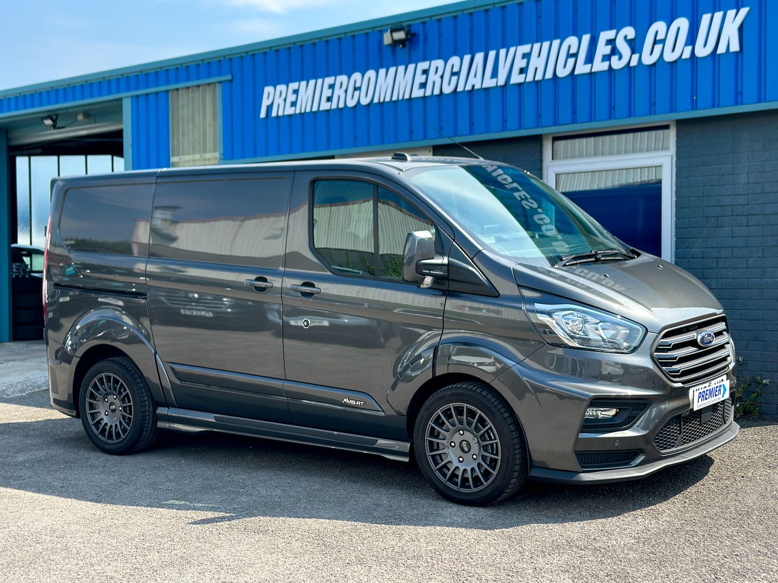 Ford Transit Custom 2.0 320 EcoBlue Limited Panel Van 5dr Diesel Manual L1 Euro 6 (s/s) (170 ps) MSRT 5dr Manual 2026