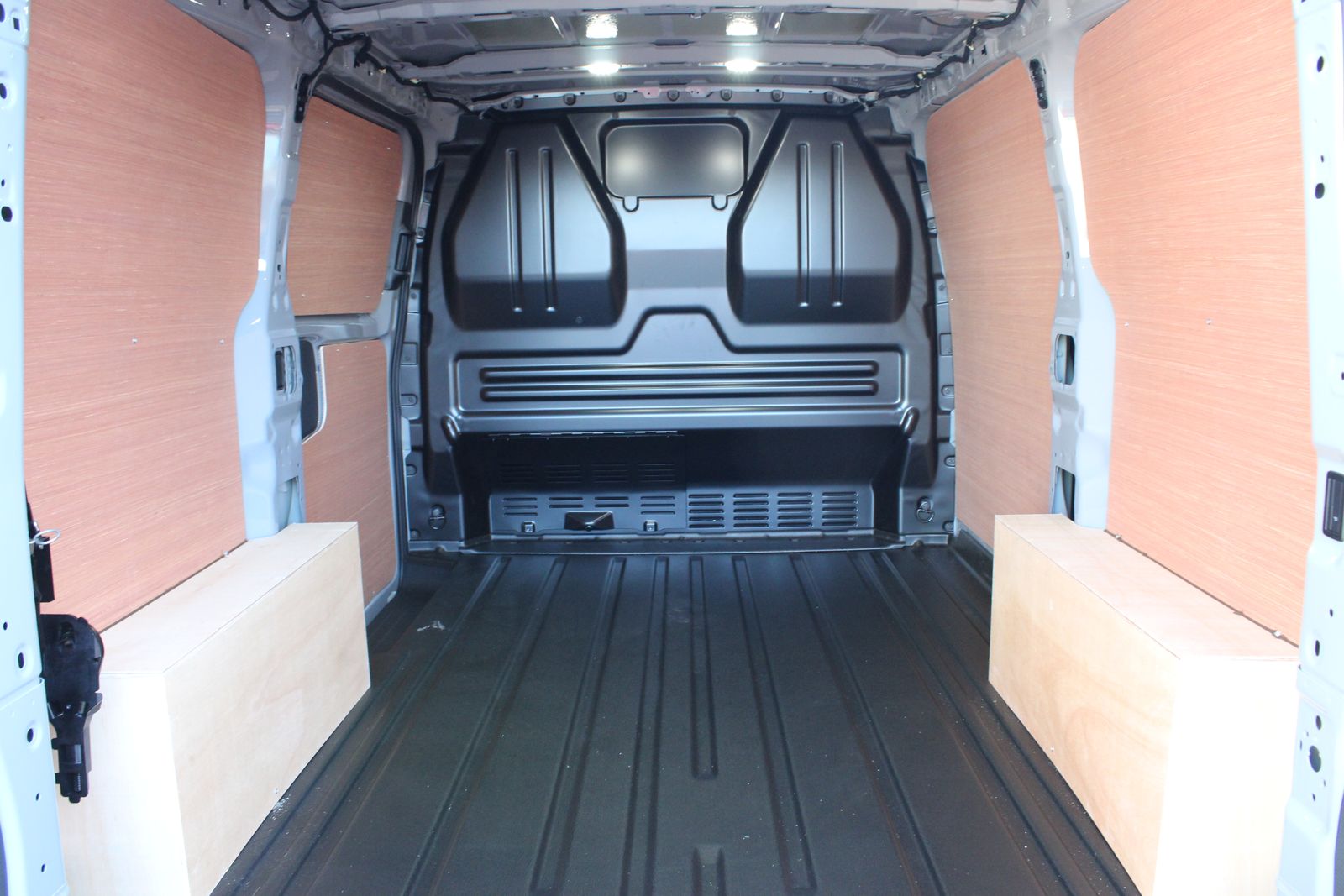 Ford Transit Custom 2.0L 280 Limited EcoBlue Diesel Manual Euro 6 (134 bhp) 5dr 2026