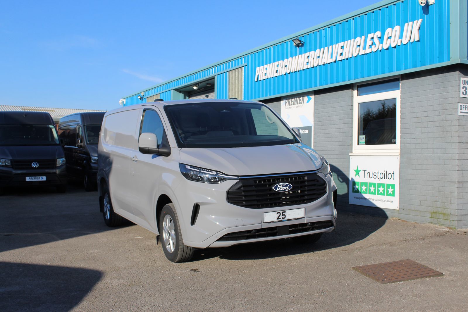 Ford Transit Custom 2.0L 280 Limited EcoBlue Diesel Manual Euro 6 (134 bhp) 5dr 2026